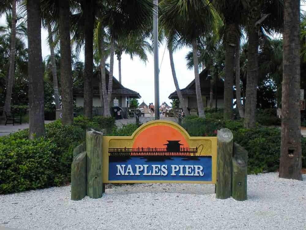 Beautiful Home, Walk Or Bike To The Beach! Holiday home Naples