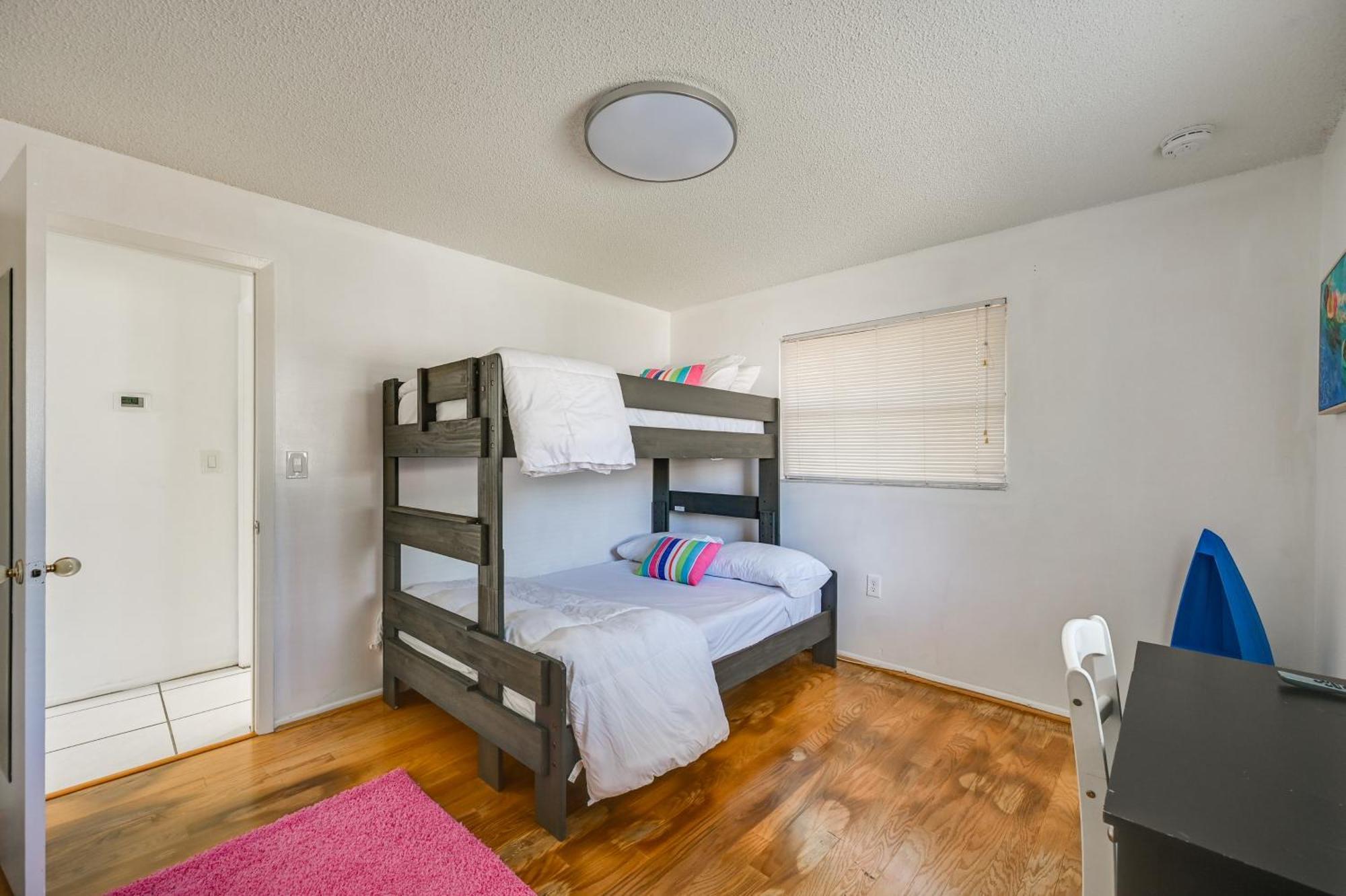 Holiday home 3 Mi To Botanical Garden With Hot Tub! Naples