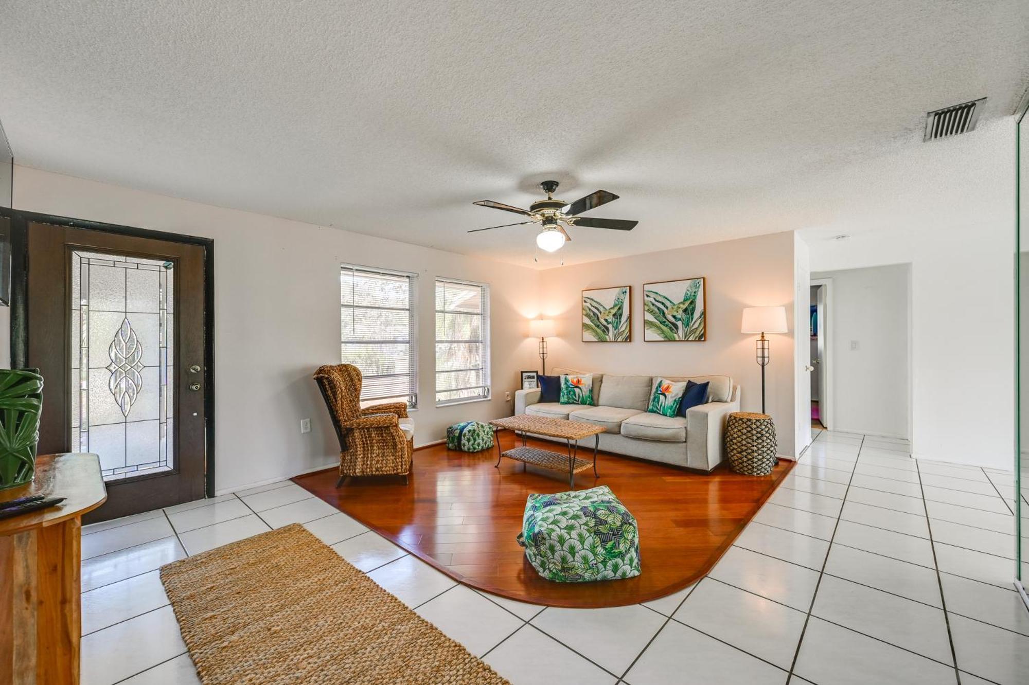 Holiday home 3 Mi To Botanical Garden With Hot Tub! Naples