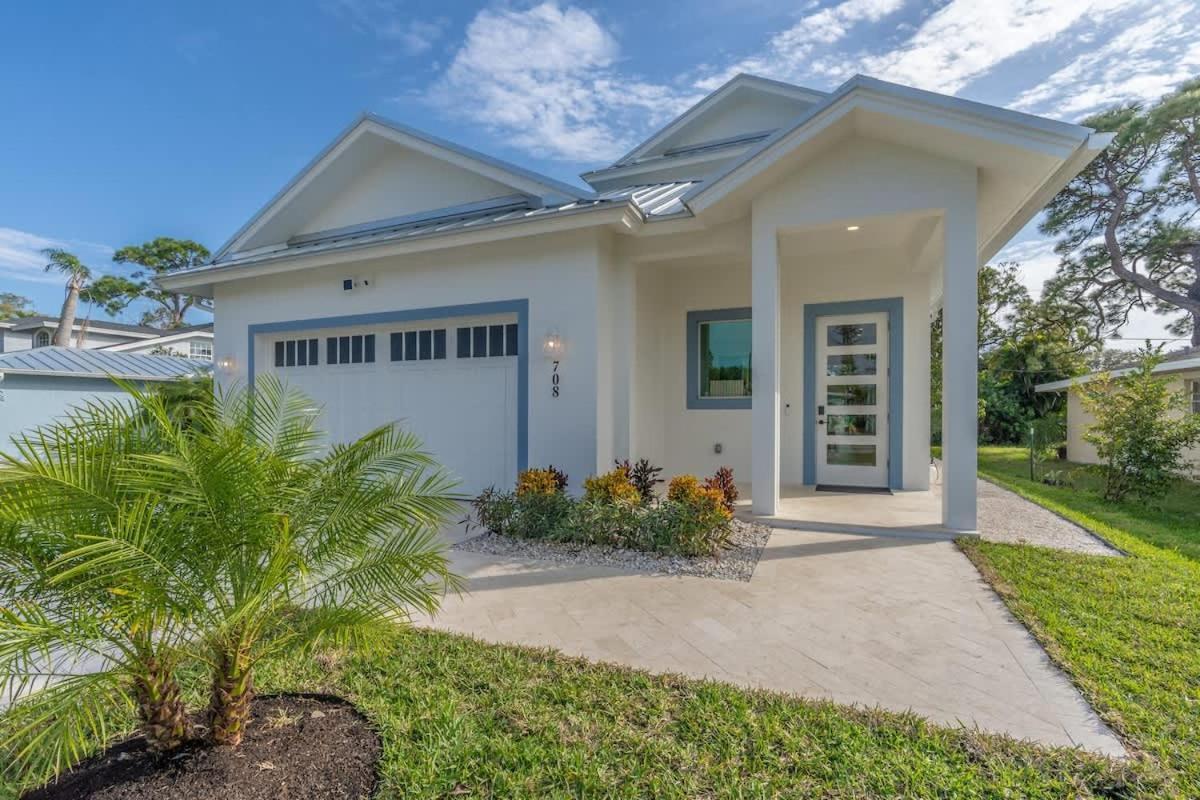 Holiday home Stunning Vanderbilt House With Heated Pool *