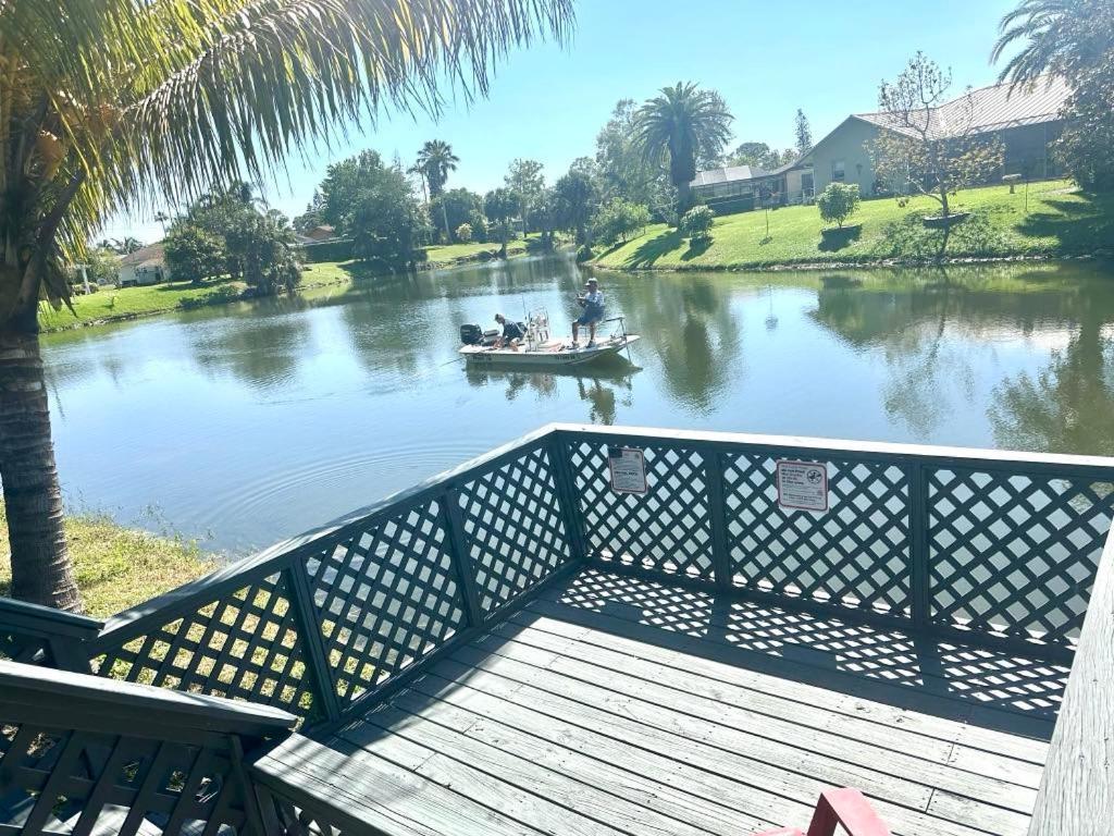 The In Florida. Caney, Pier, Kayak, Fishing Naples