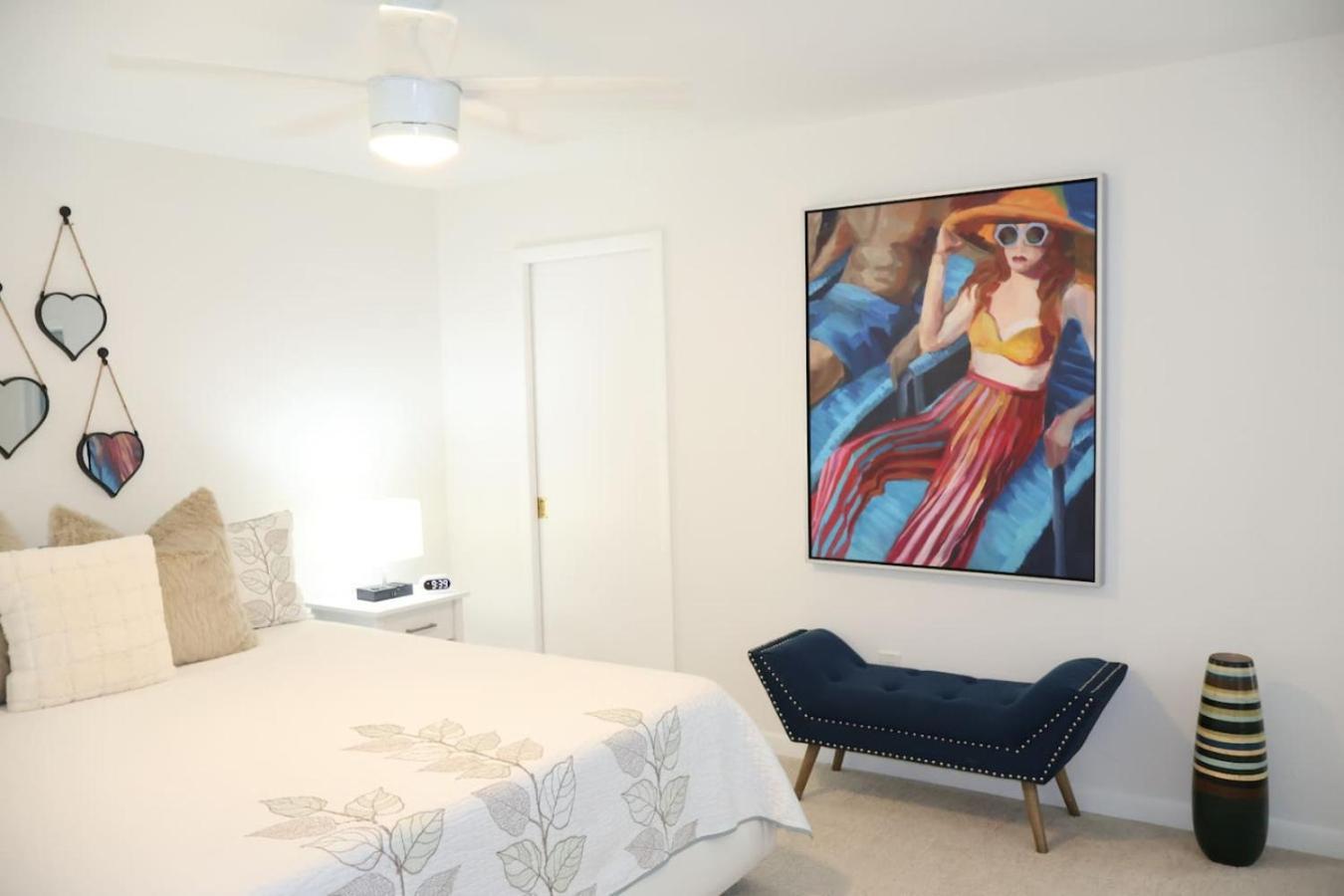 Charming Vacation Near Golf And 5th Ave