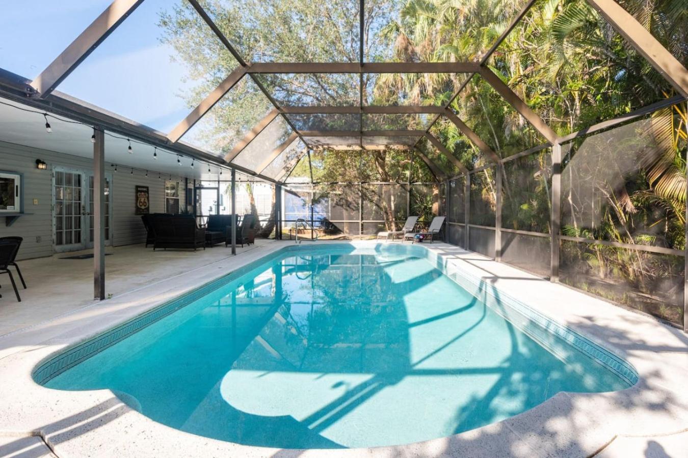 Private Pool Near 5th Ave Old And Holiday home *