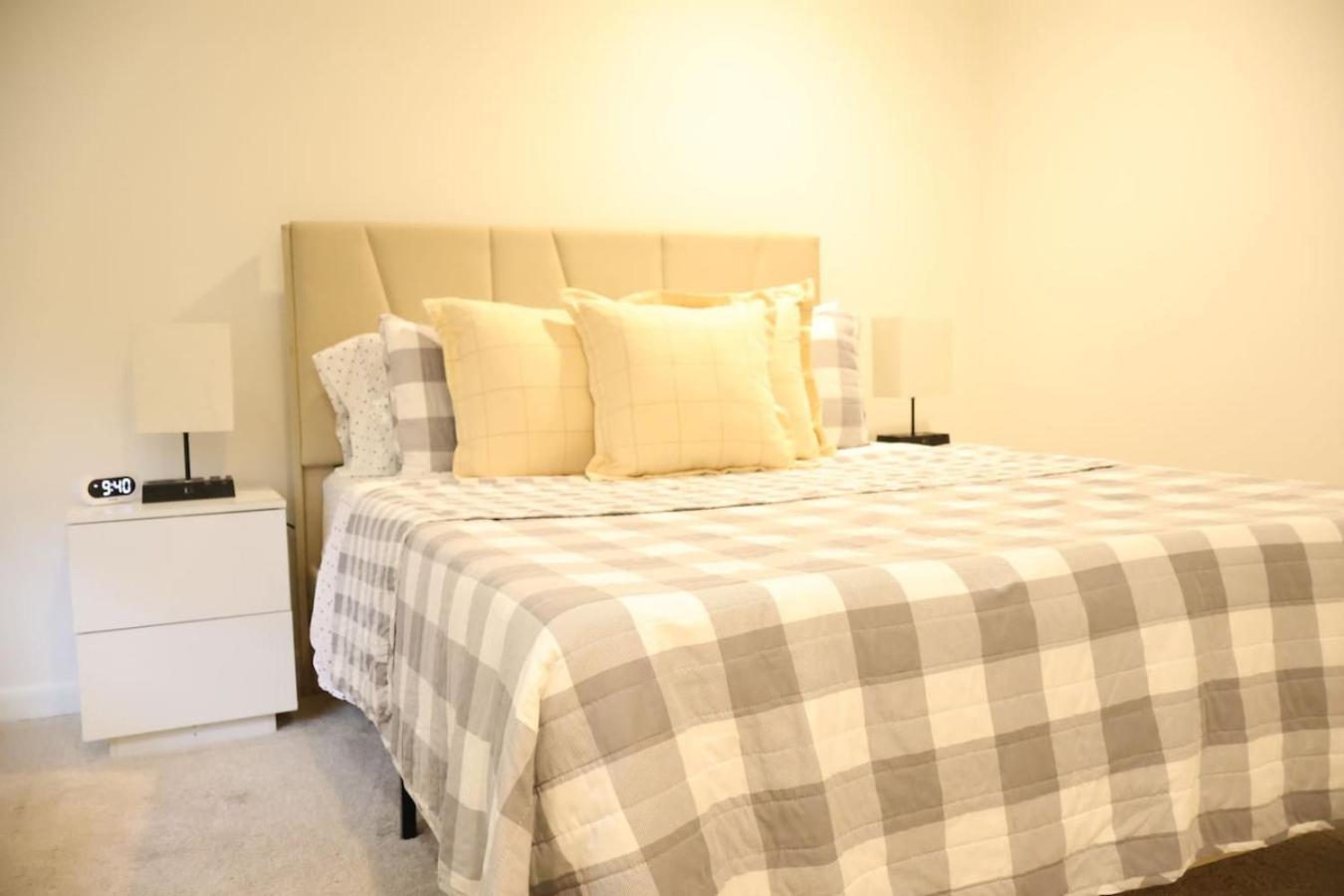 Holiday home Charming Vacation Near Golf And 5th Ave *