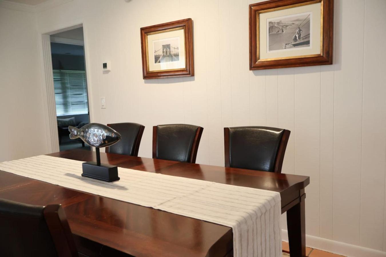 Charming Vacation Near Golf And 5th Ave Naples