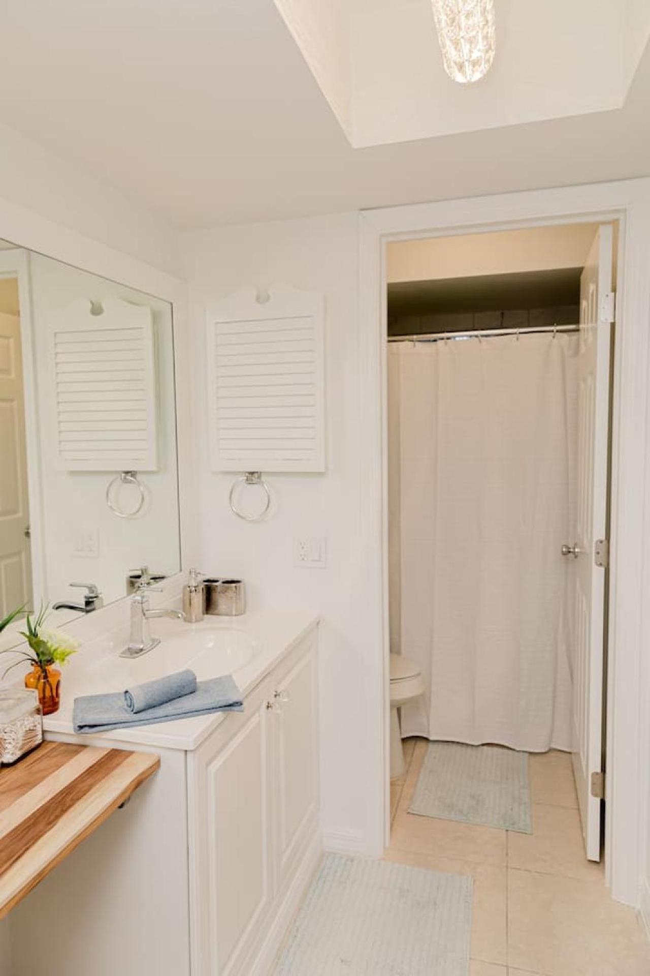 Vacation Walking Distance To The Holiday home *