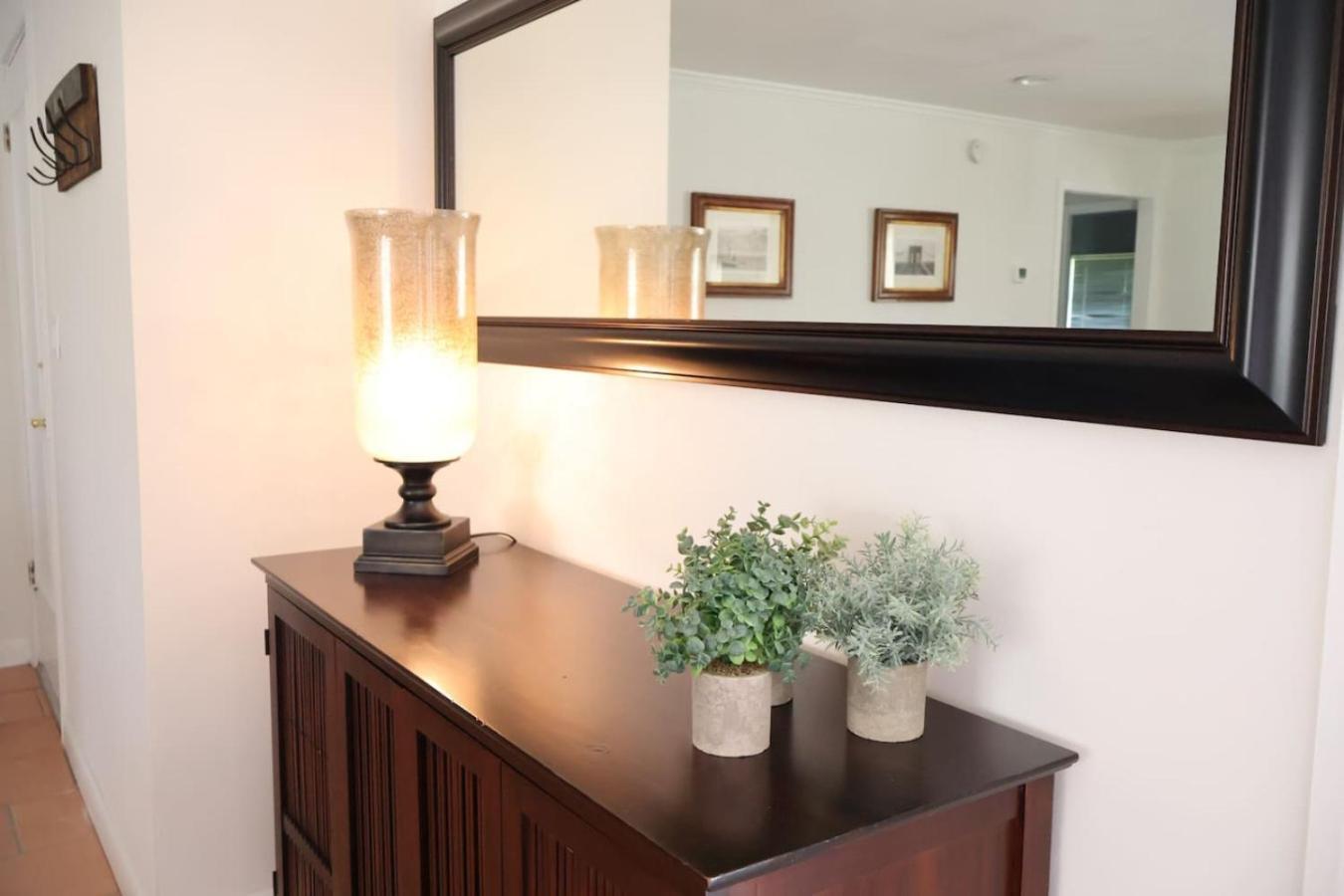 Charming Vacation Near Golf And 5th Ave Holiday home