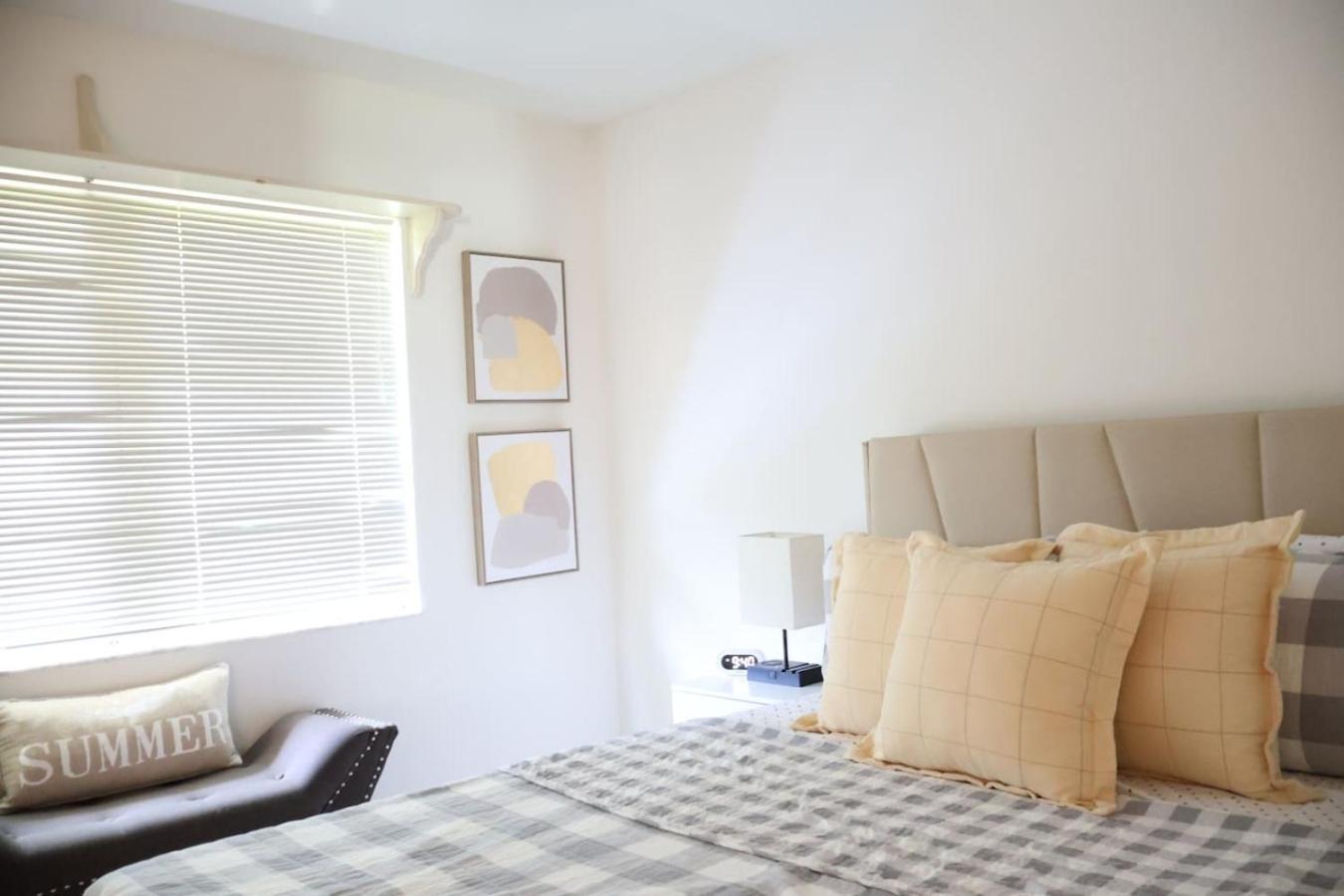 Holiday home Charming Vacation Near Golf And 5th Ave Naples