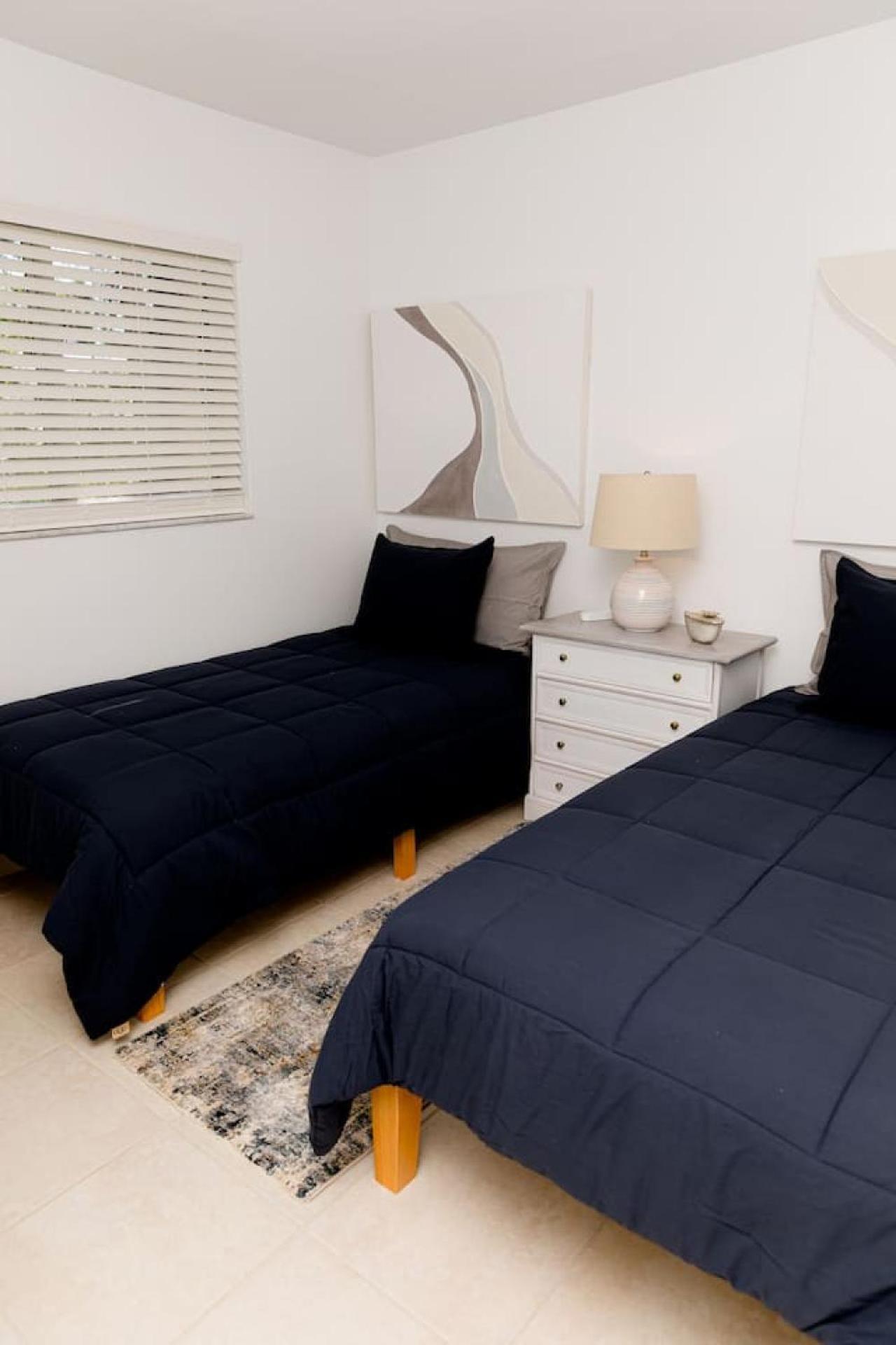 Vacation Walking Distance To The Holiday home *