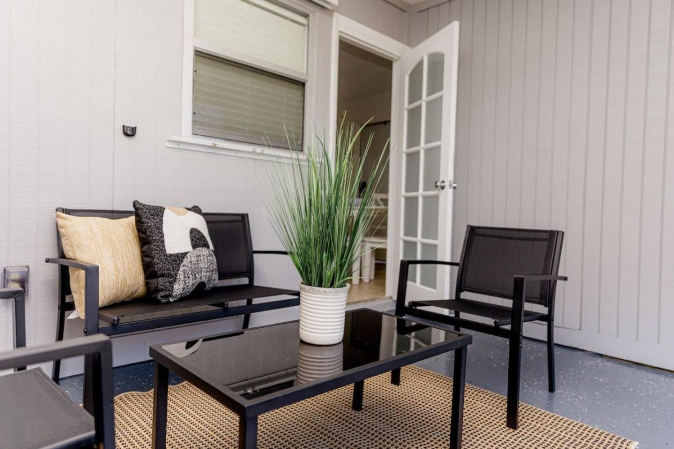 Coastal House Walking Distance To