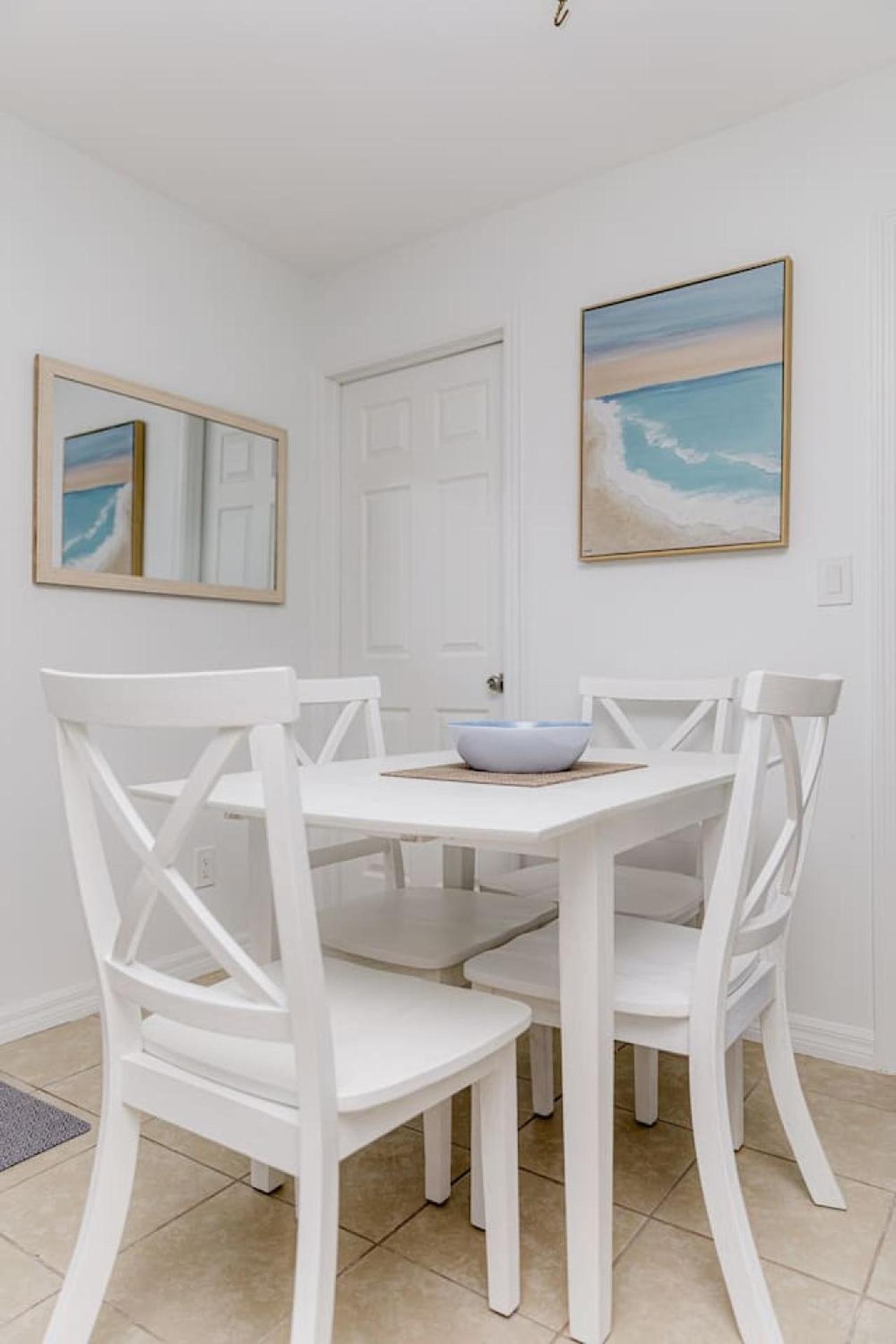 Coastal House Walking Distance To Holiday home