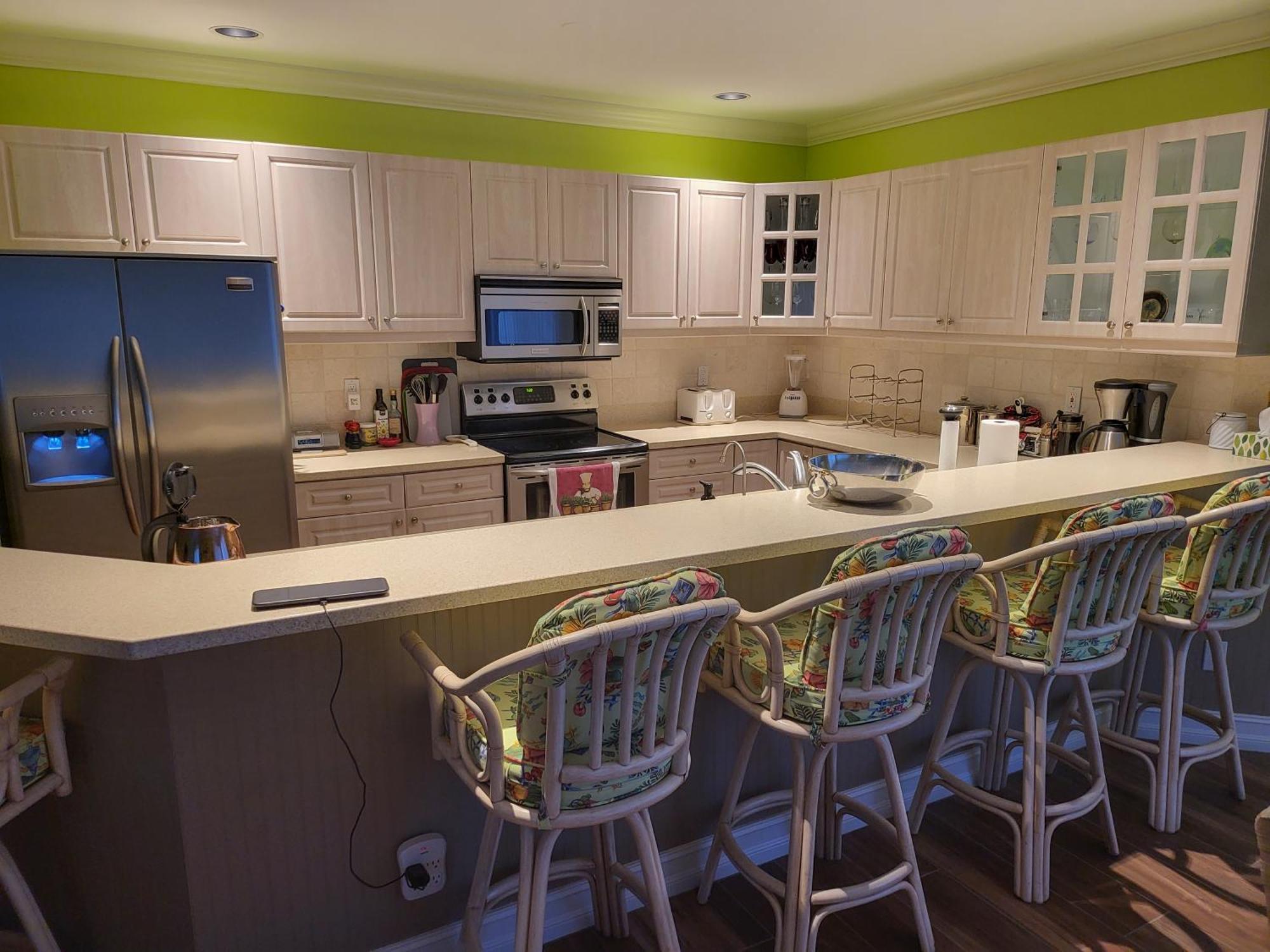 Vanderbilt 3br/3ba *