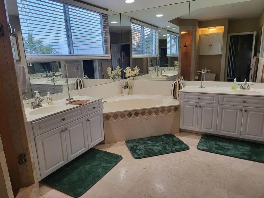 Vanderbilt 3br/3ba * Naples