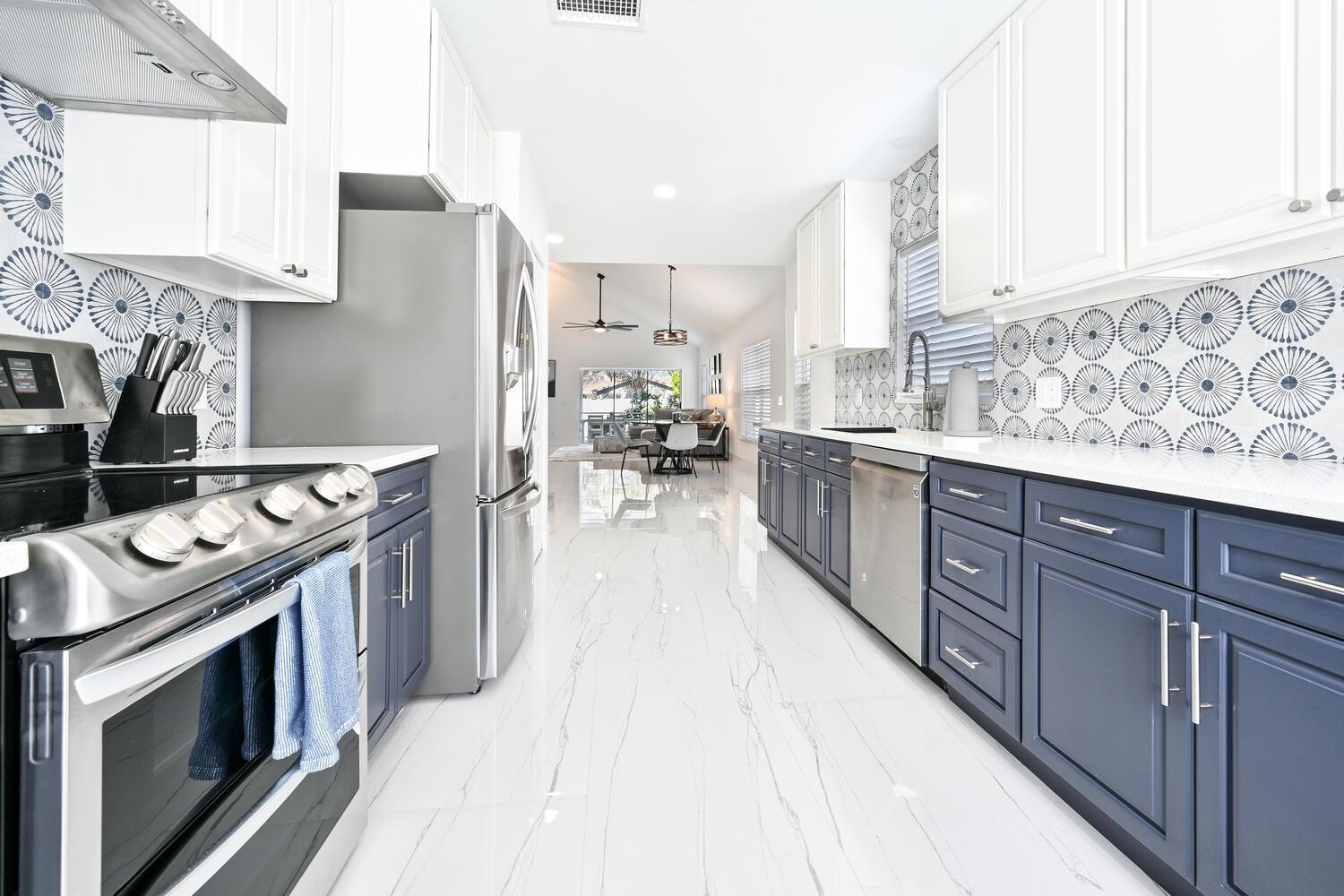 Spacious+cozy Home, Near The Beach, Heated Pool. Villa