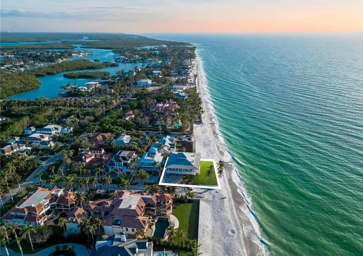 Private Oceanfront Mansion In Luxury * Naples