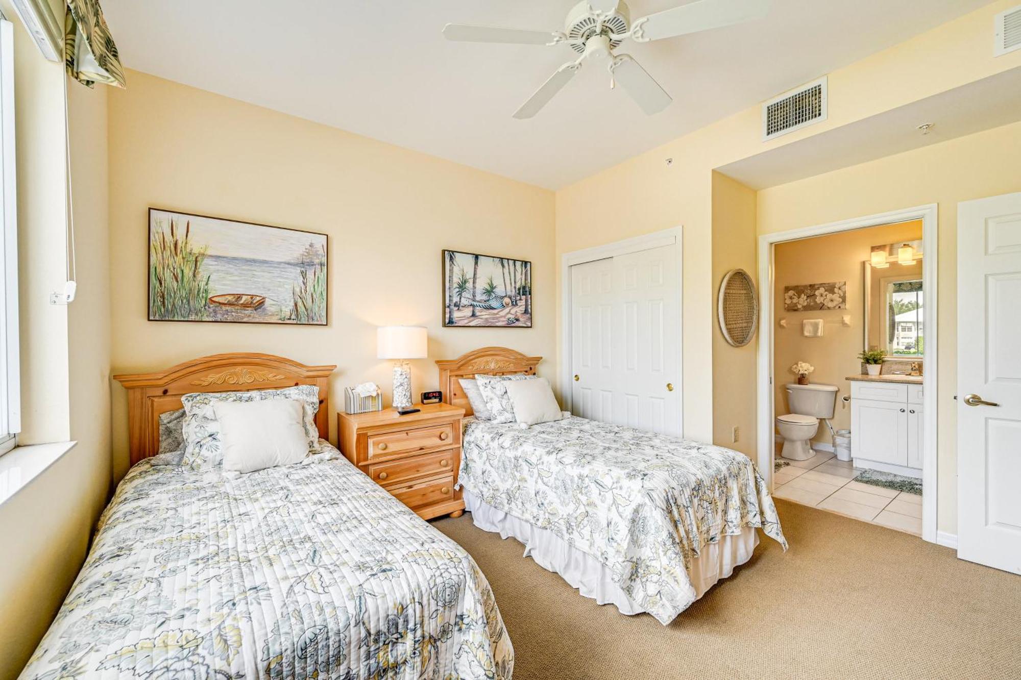 On 2 Championship Golf Courses Apartment