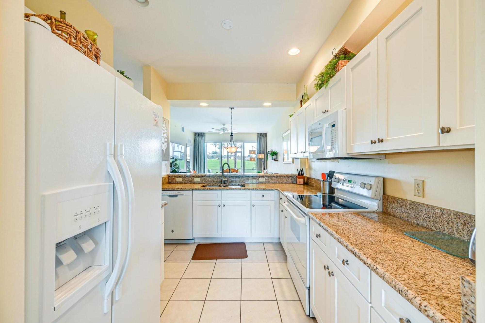 Apartment On 2 Championship Golf Courses *