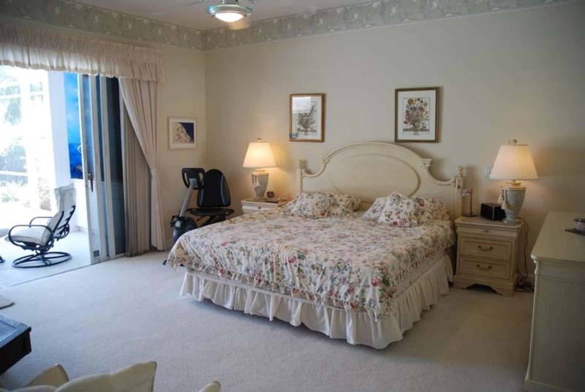 Mit Privatpool Fuer 6 Personen Ca 236 Qm In Naples, Florida Southwest Florida Holiday home Naples