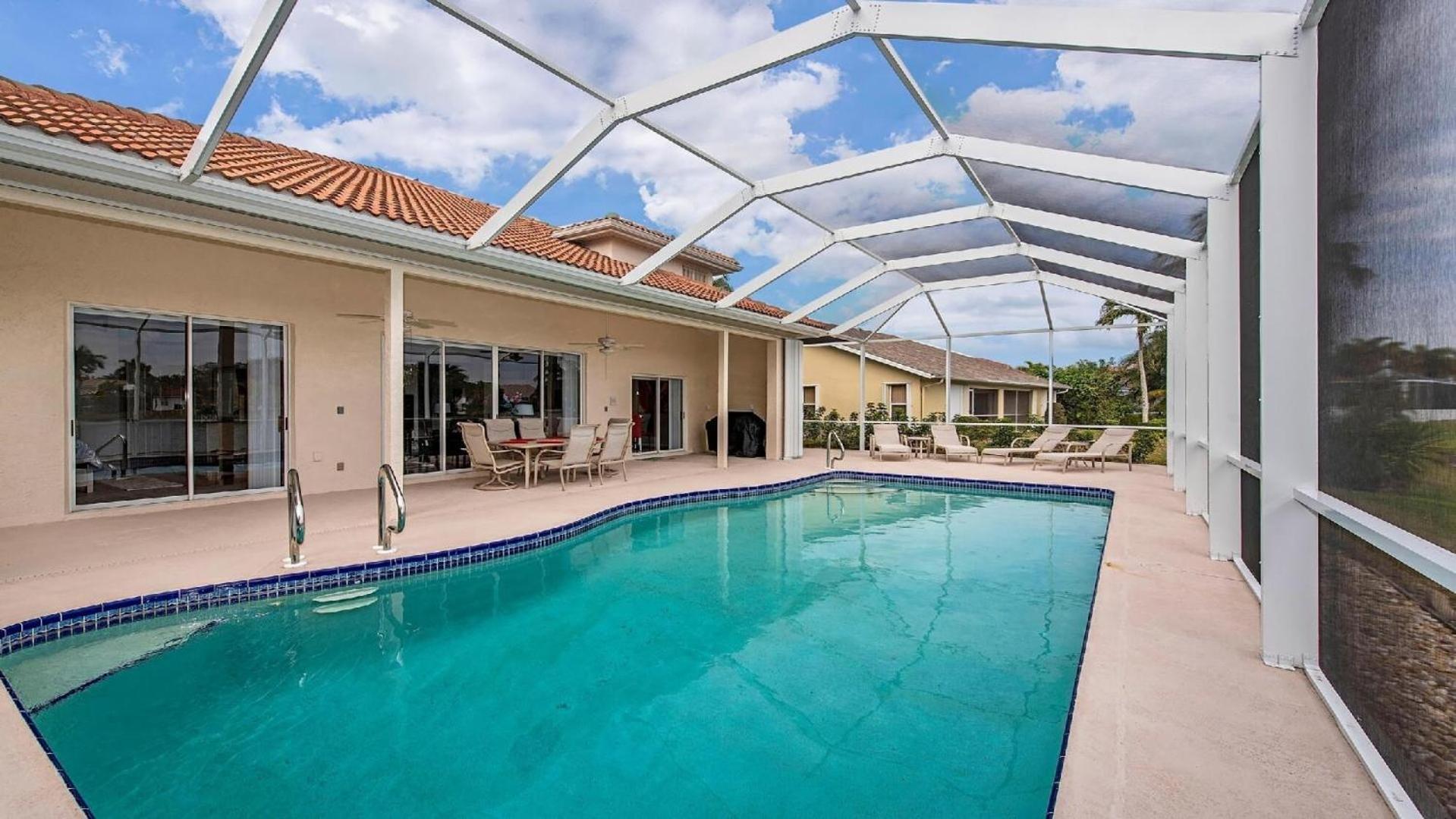 Mit Privatpool Fuer 8 Personen Ca 230 Qm In Naples, Florida Southwest Florida Holiday home *