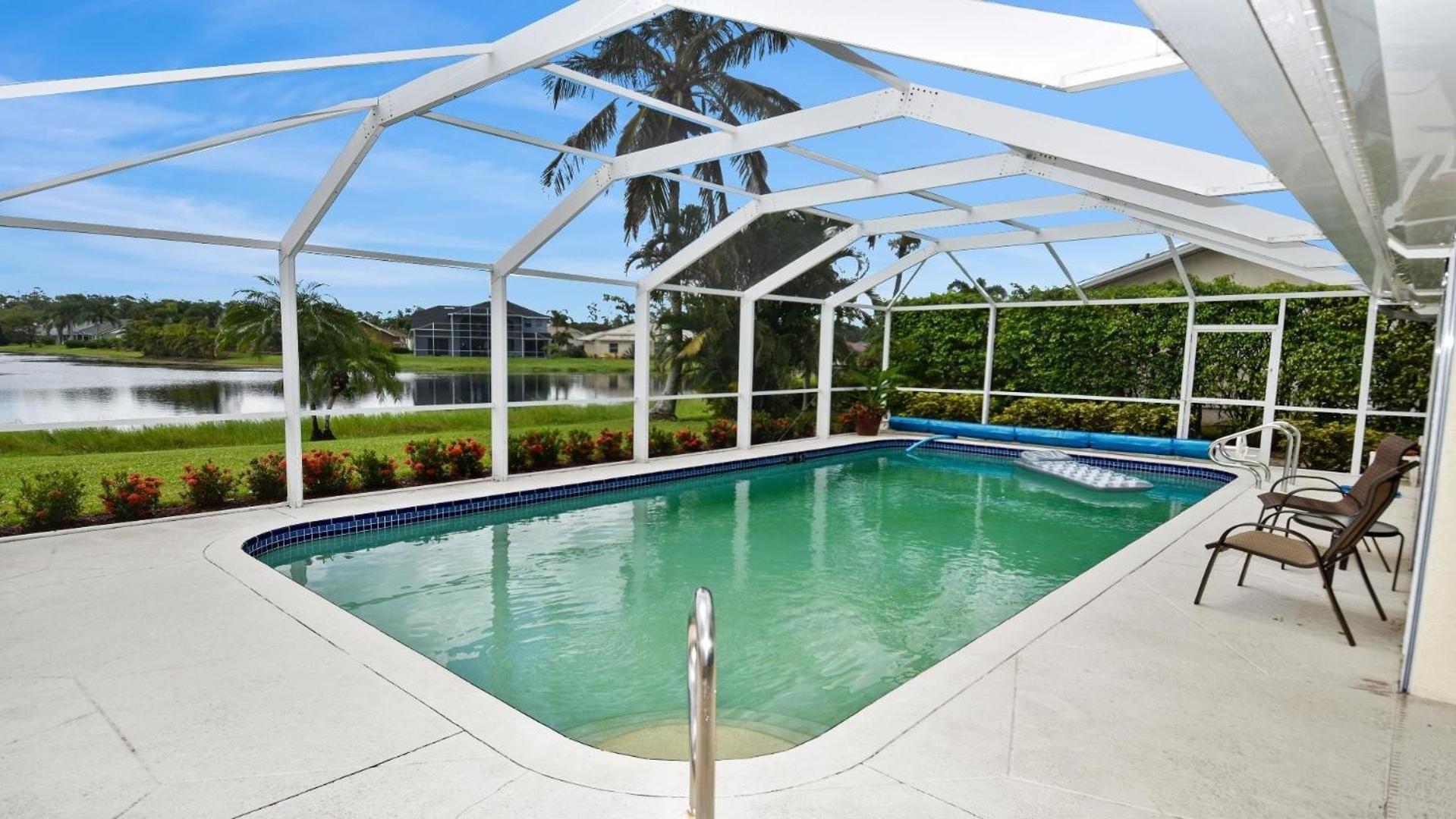Mit Privatpool Fuer 8 Personen Ca 183 Qm In Naples, Florida Southwest Florida Holiday home *