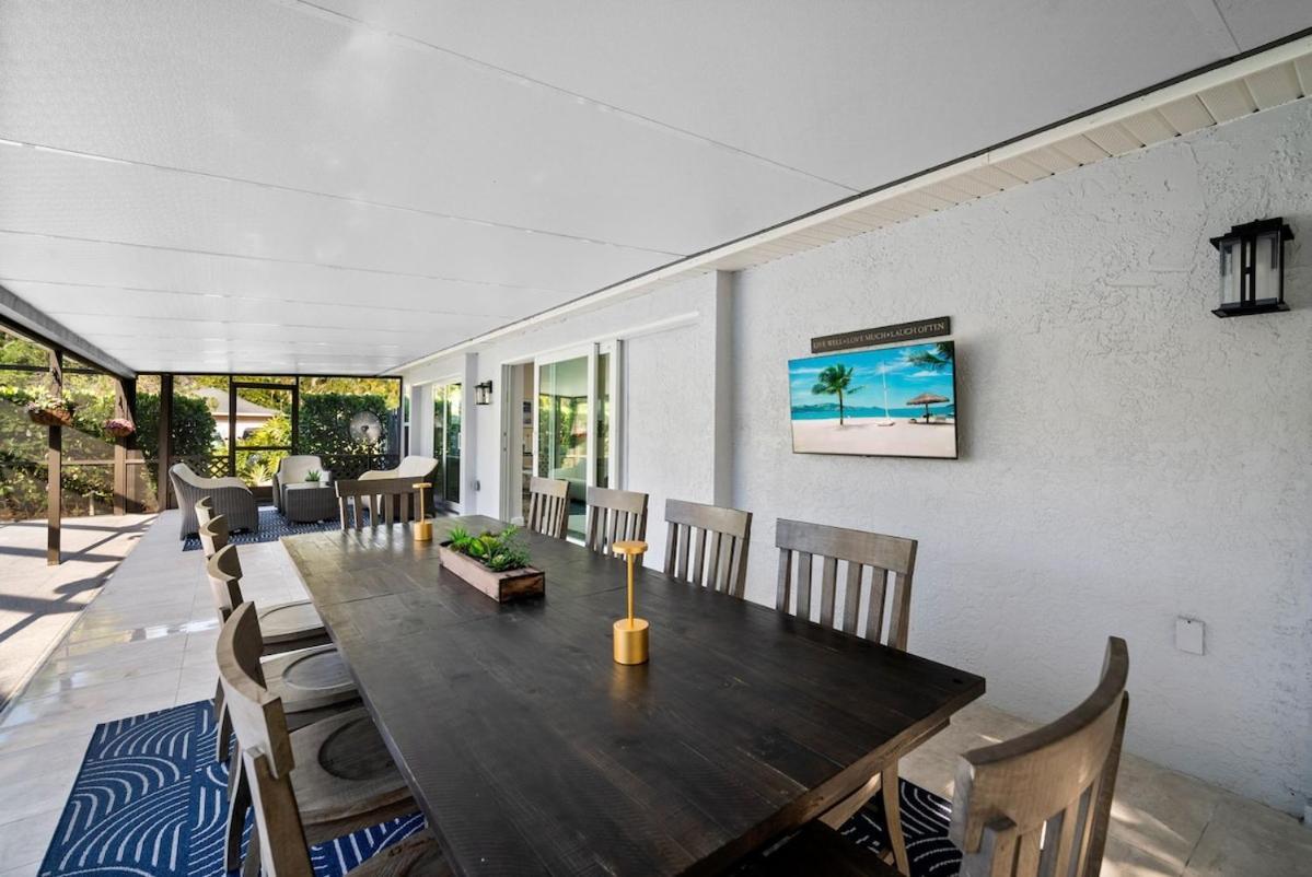 Give Yourself, Family And Friends A Joy Holiday home Naples