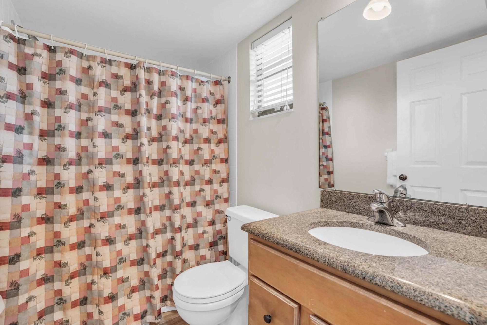 End Unit With Private Views Holiday home Naples