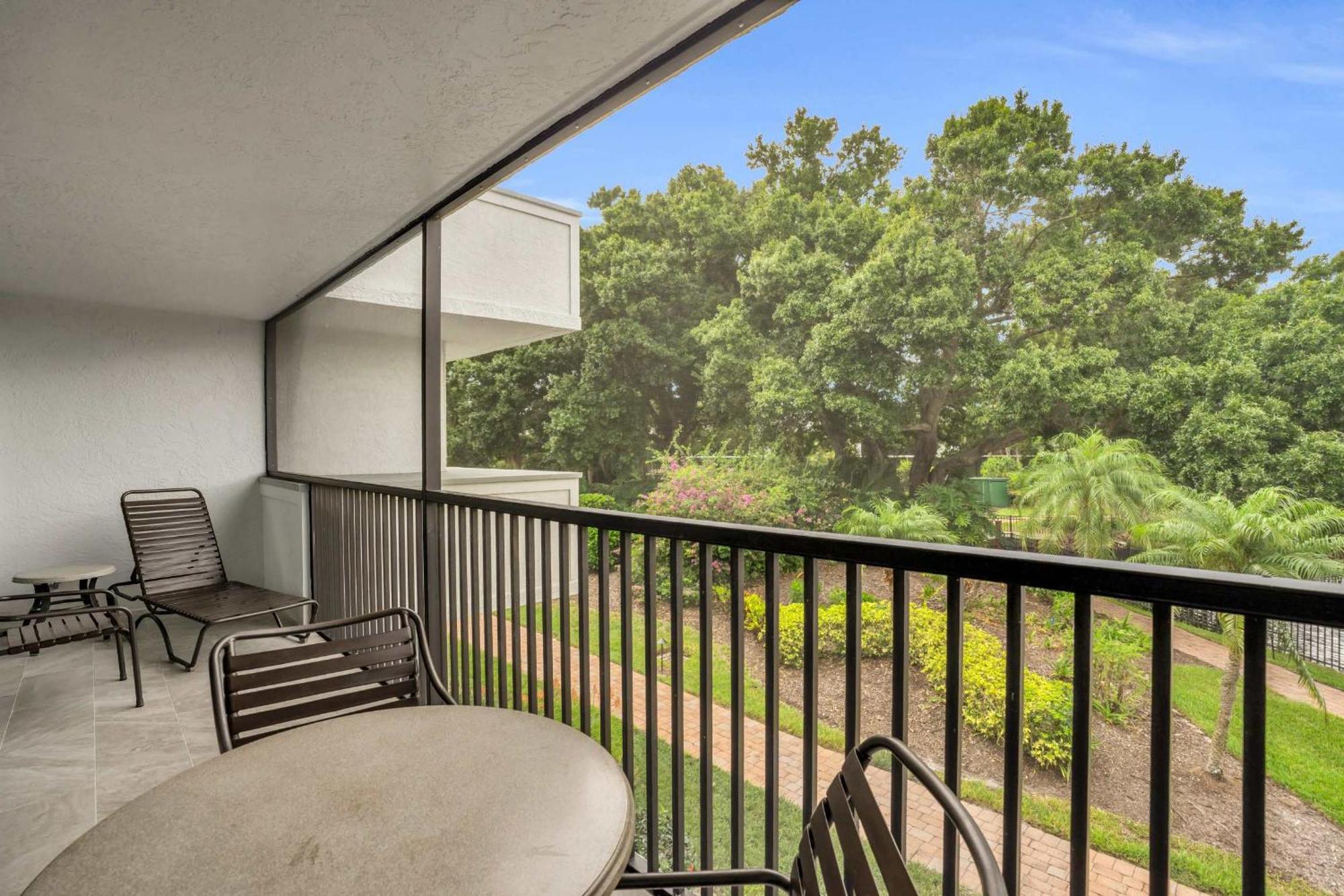 Deluxe With Views Holiday home Naples