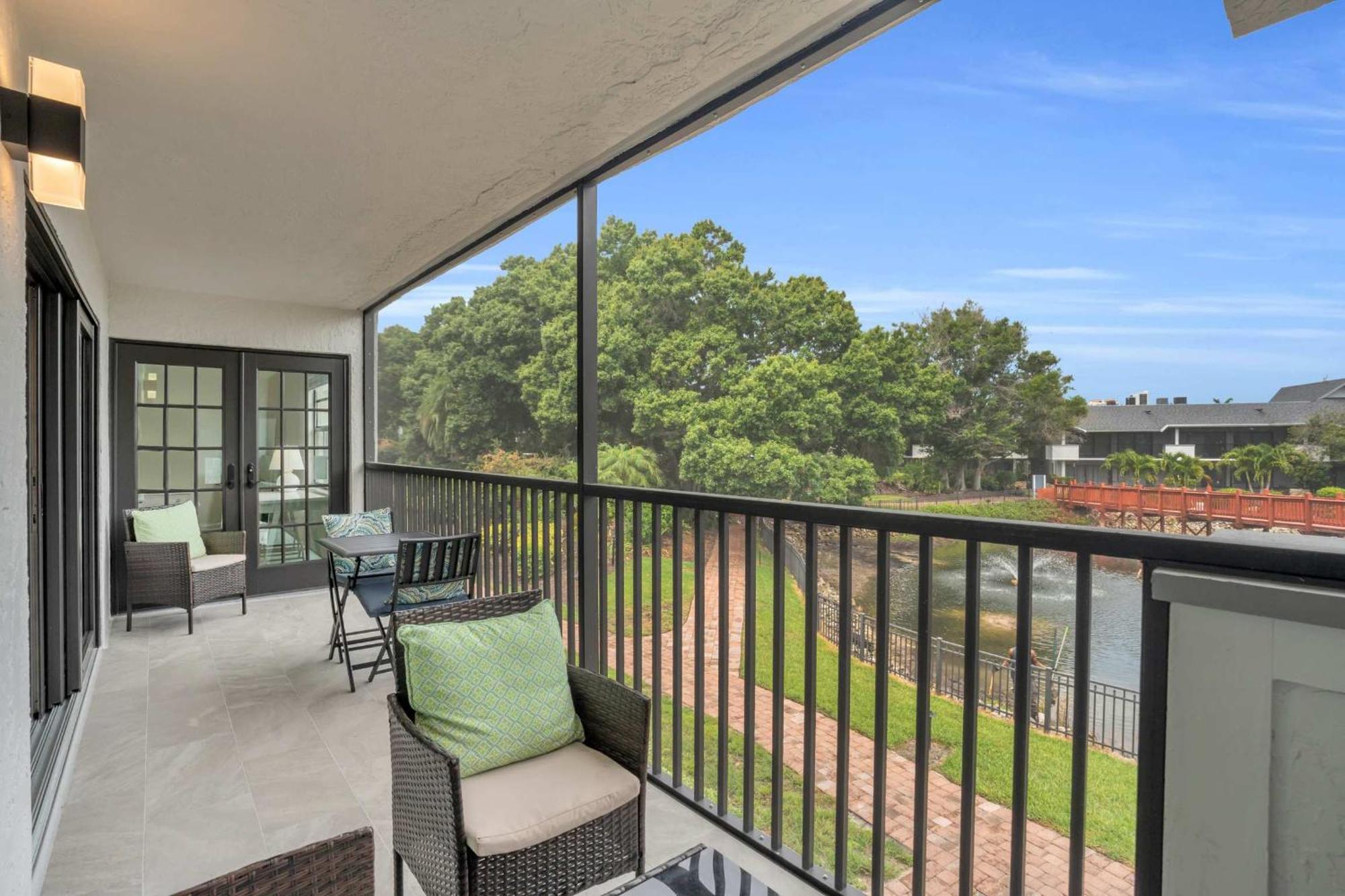 Holiday home Deluxe Updated With Beautiful Views Naples