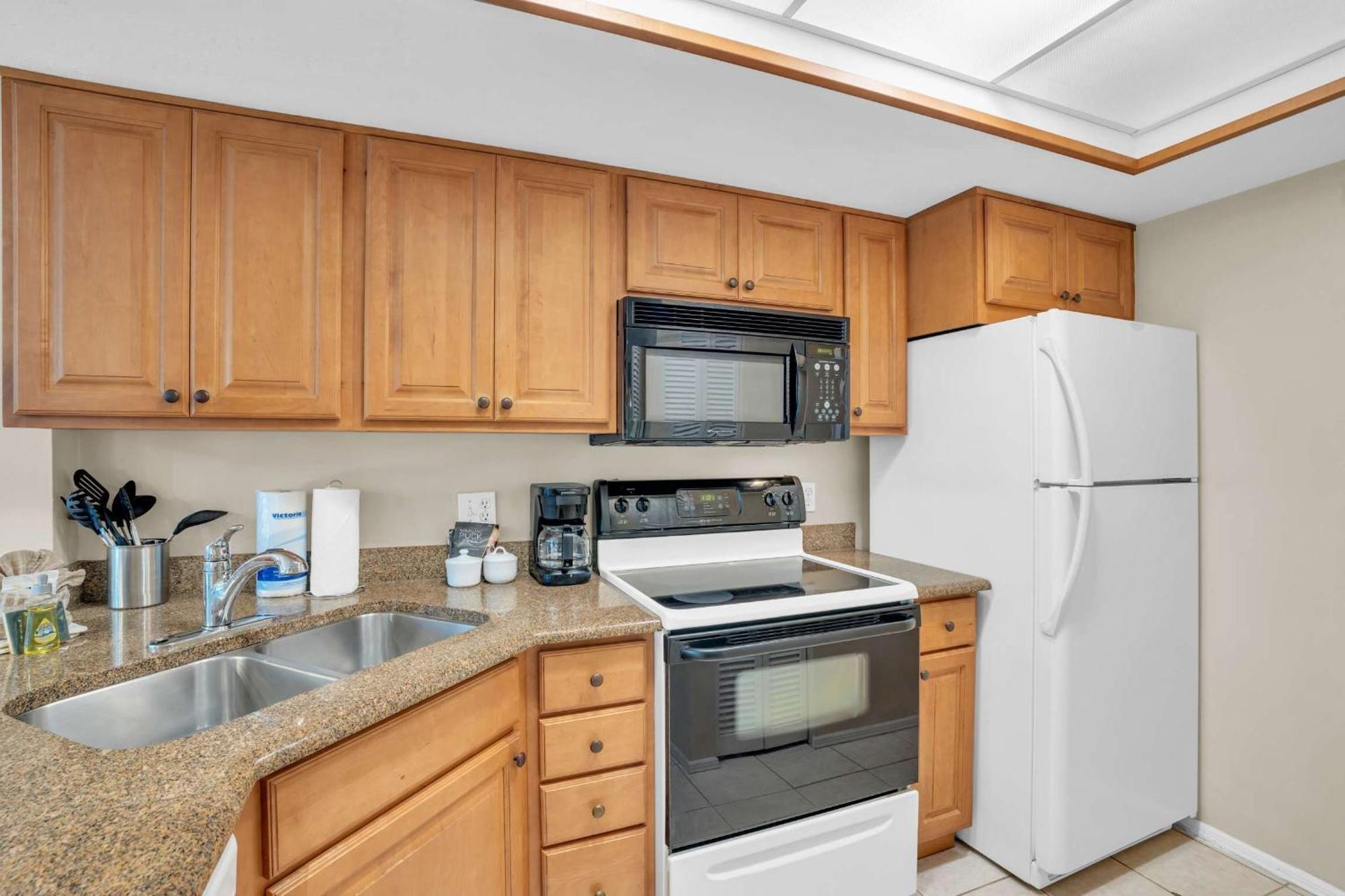 End Unit With Views From Lanai Holiday home *