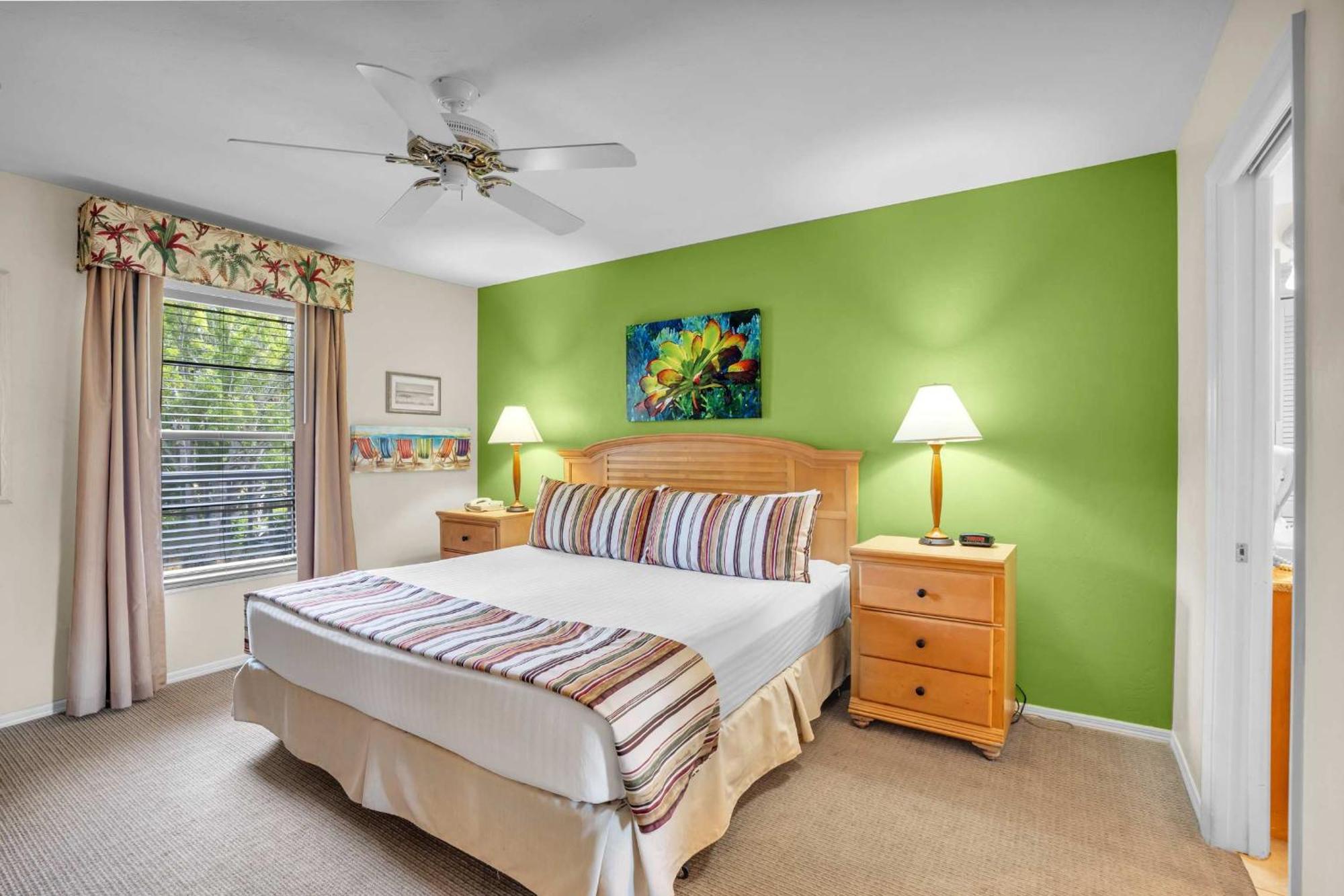 Holiday home End Unit With Views From Lanai