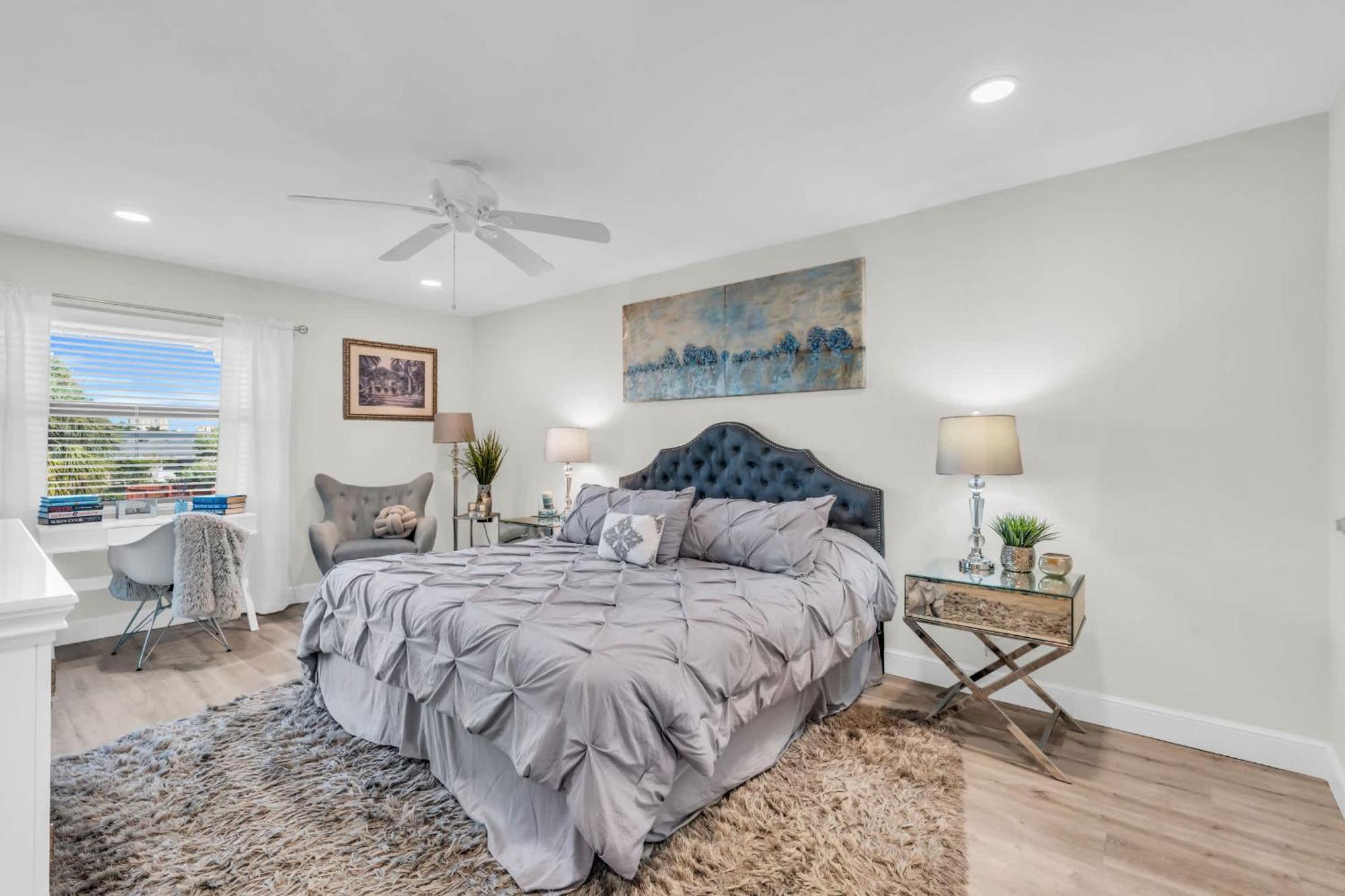 Gorgeous Inside - Stunning Views *