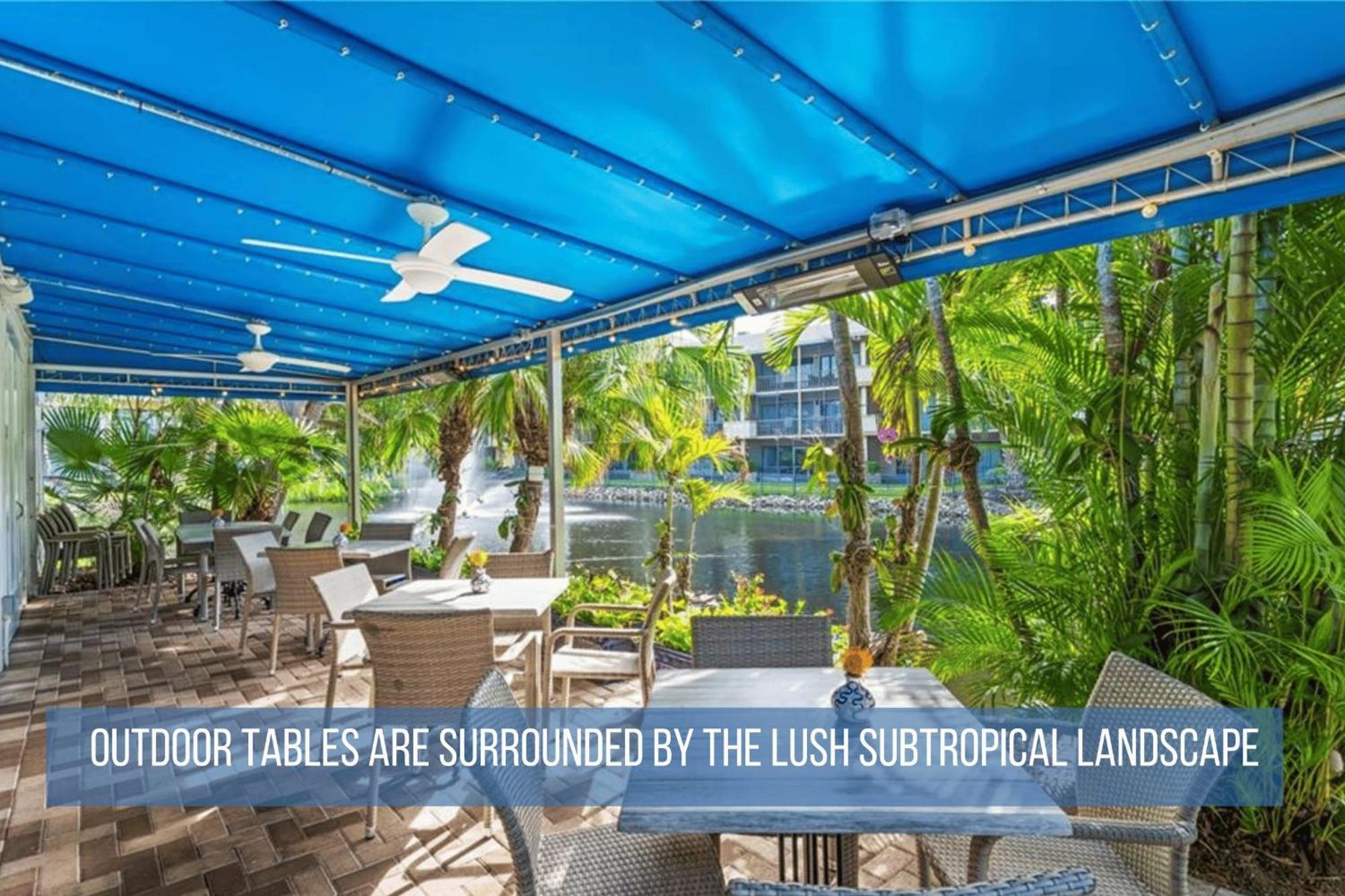 Holiday home 4th Floor -end Unit - Views Naples