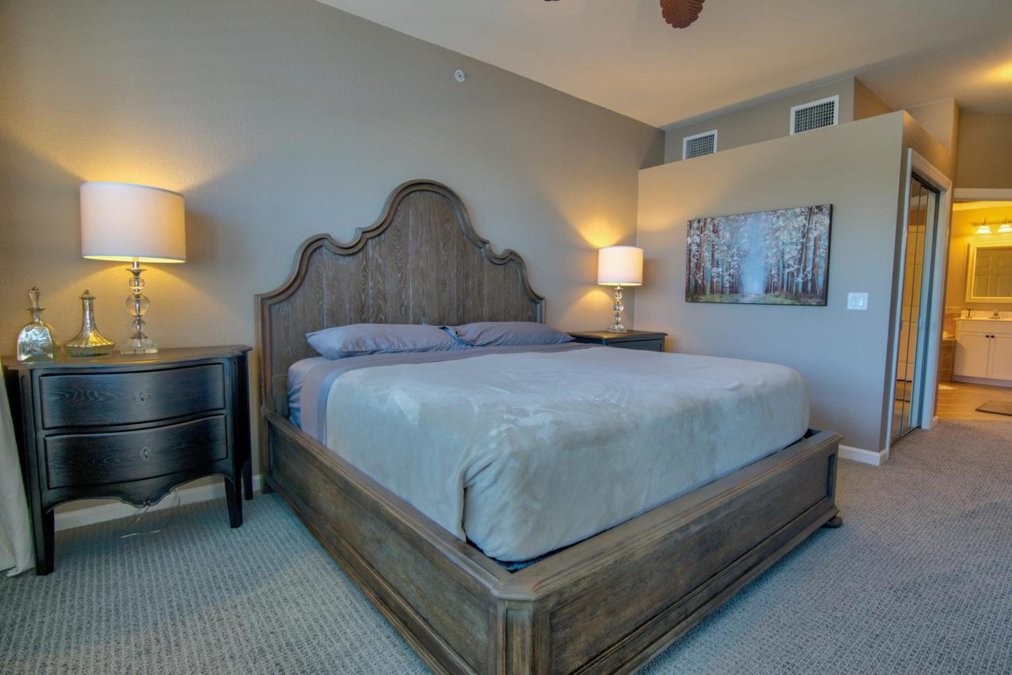 View First Floor Coach At Amenities Filled - The Quarry Of