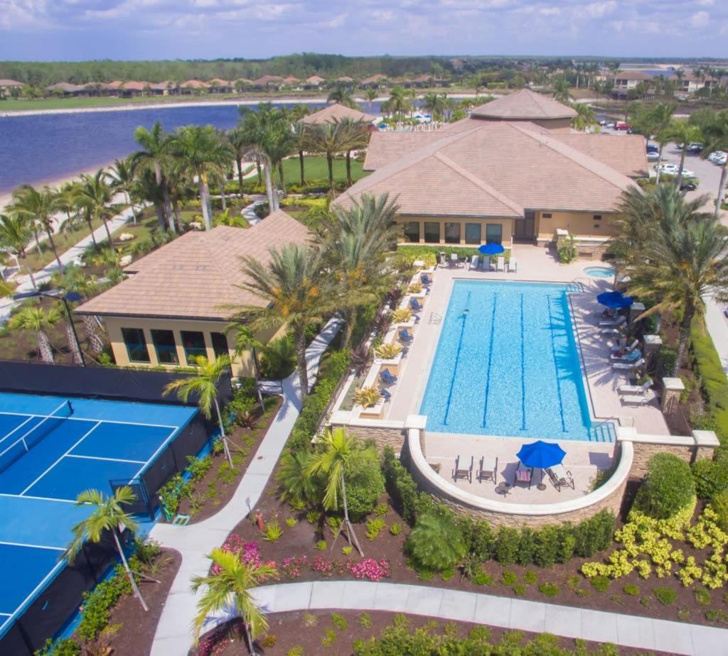 Holiday home View First Floor Coach At Amenities Filled - The Quarry Of Naples