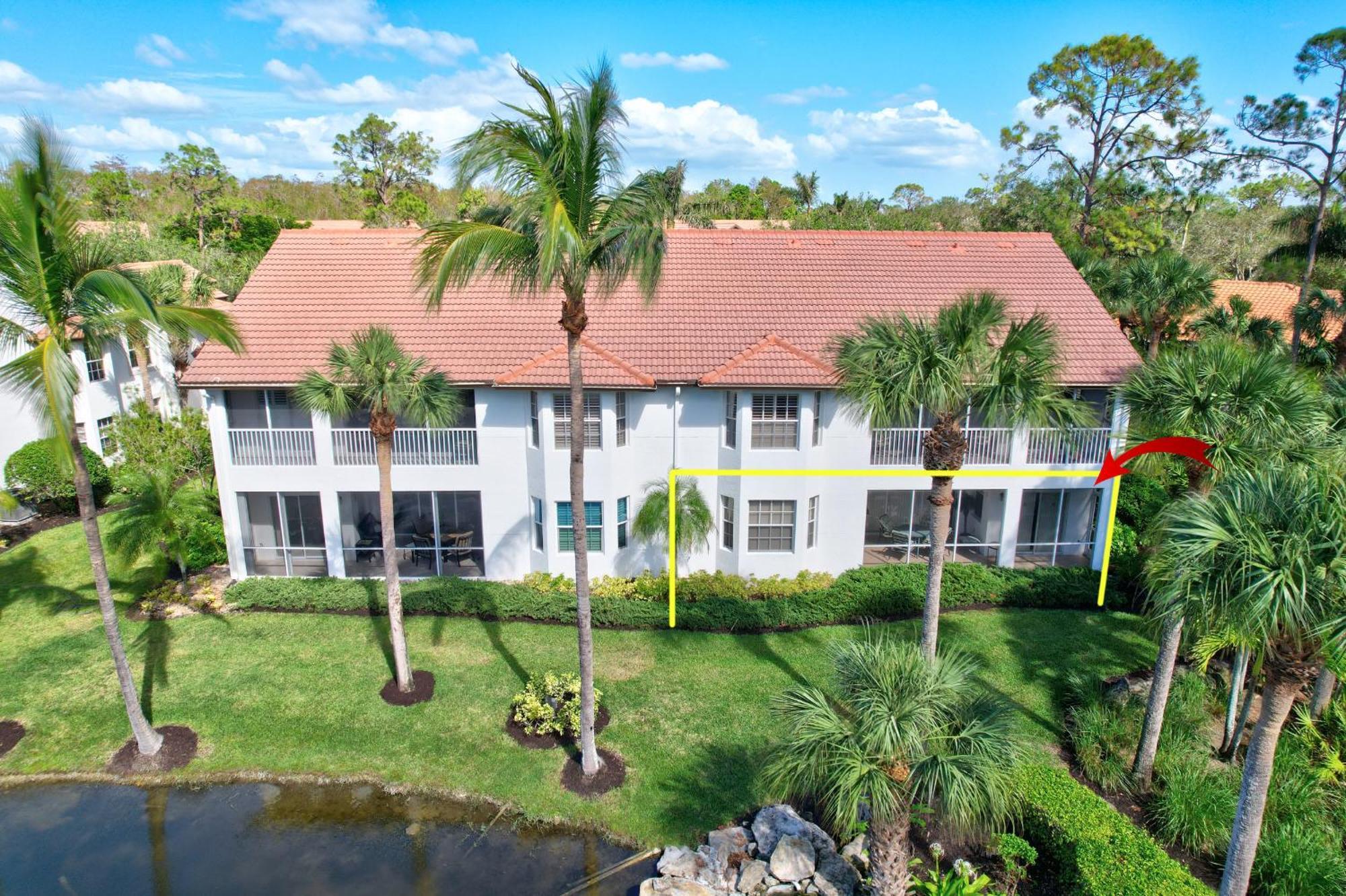 First Floor Coach With Pond Views * Naples