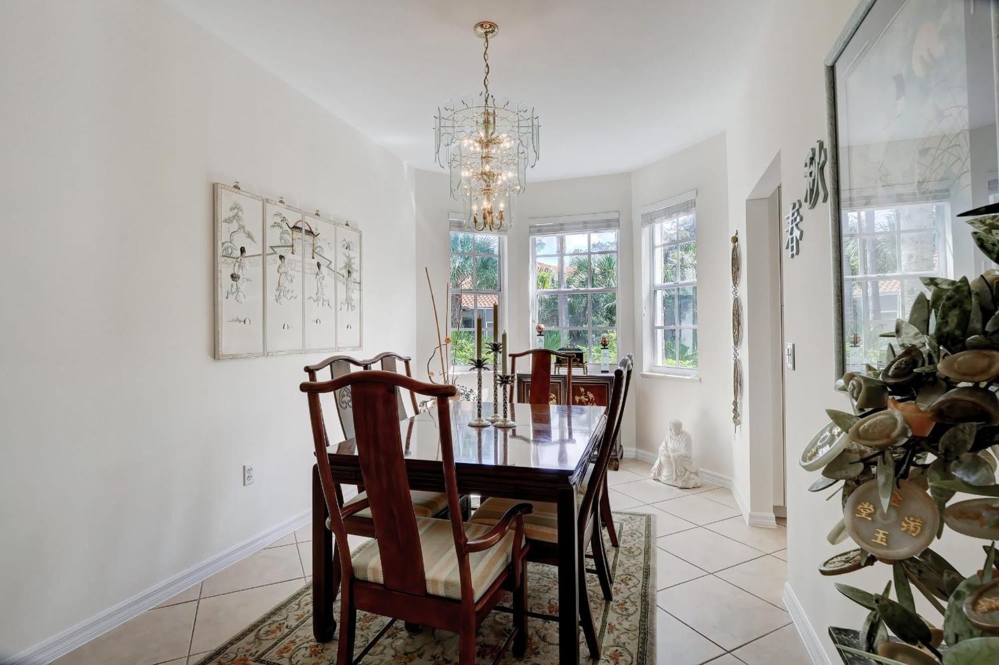 Holiday home First Floor Coach With Pond Views Naples