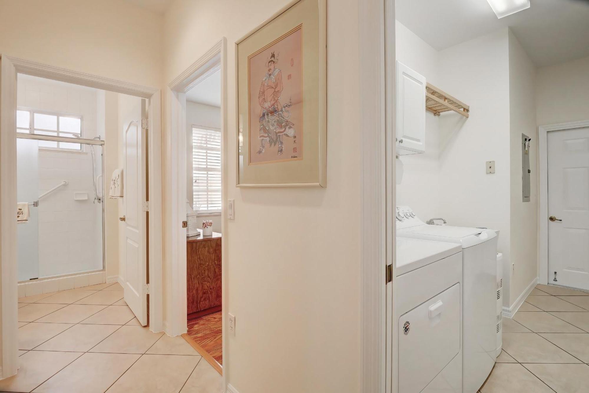 First Floor Coach With Pond Views Holiday home *