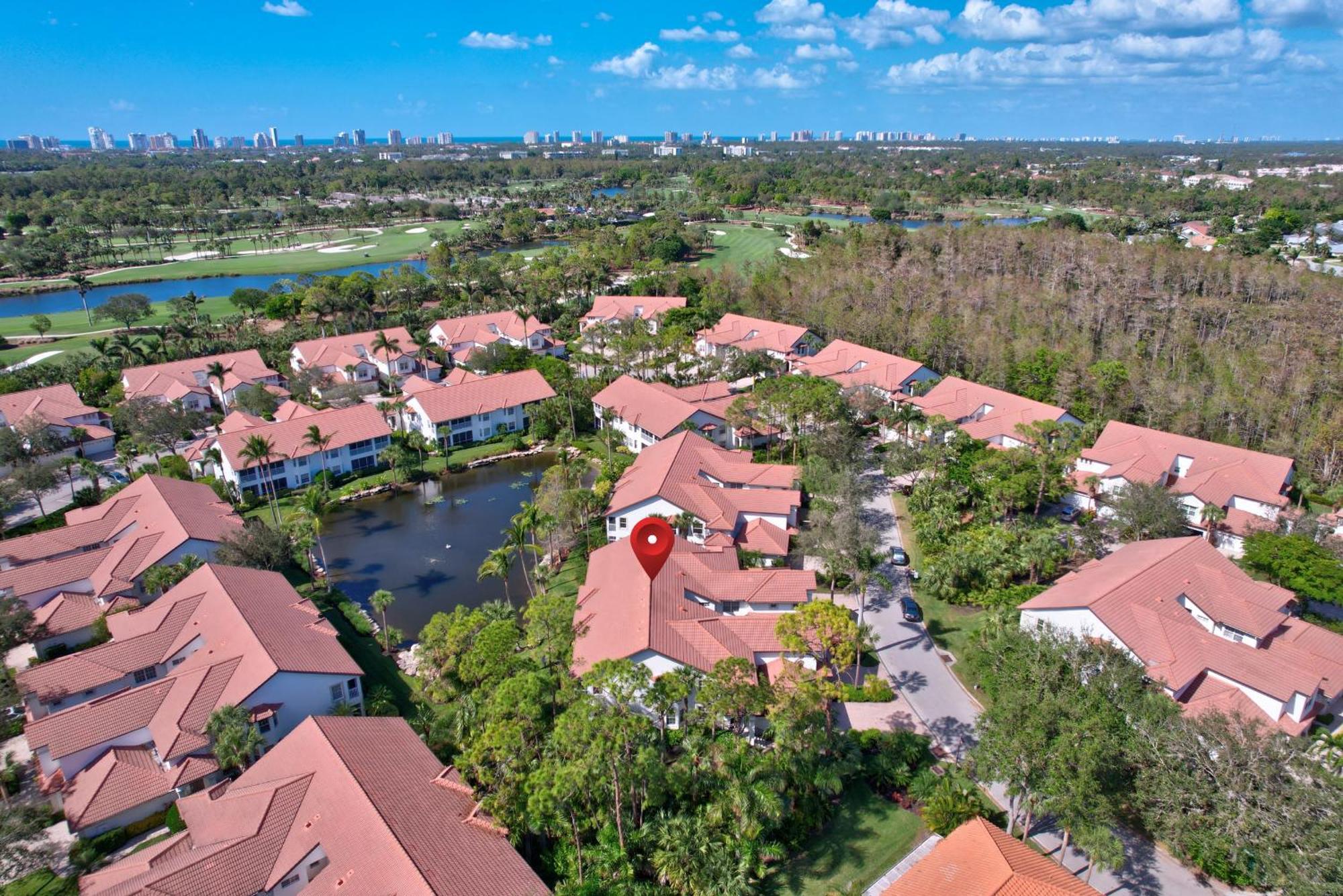First Floor Coach With Pond Views * Naples