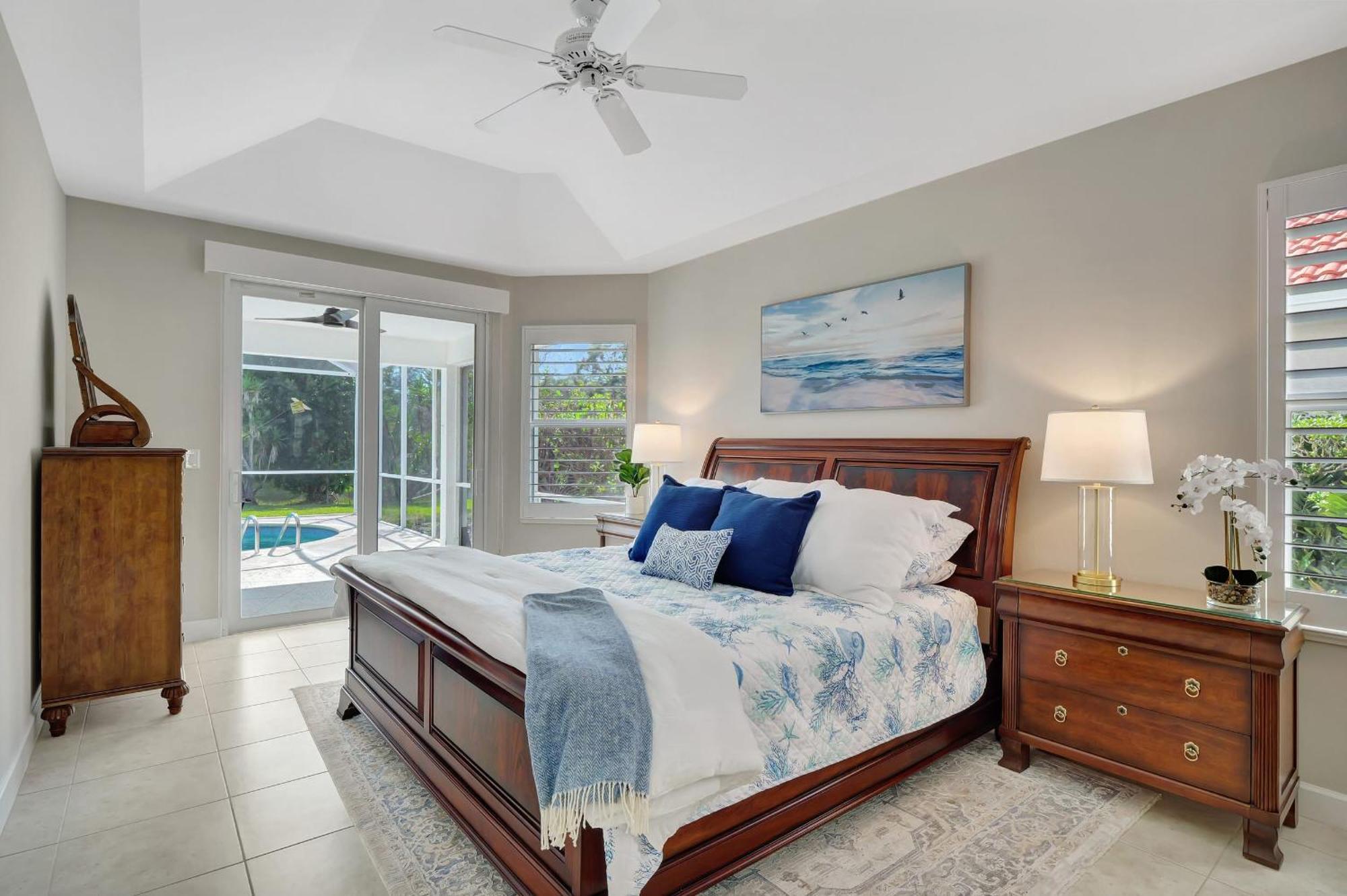 Sunny Retreat With Private Pool In North Naples