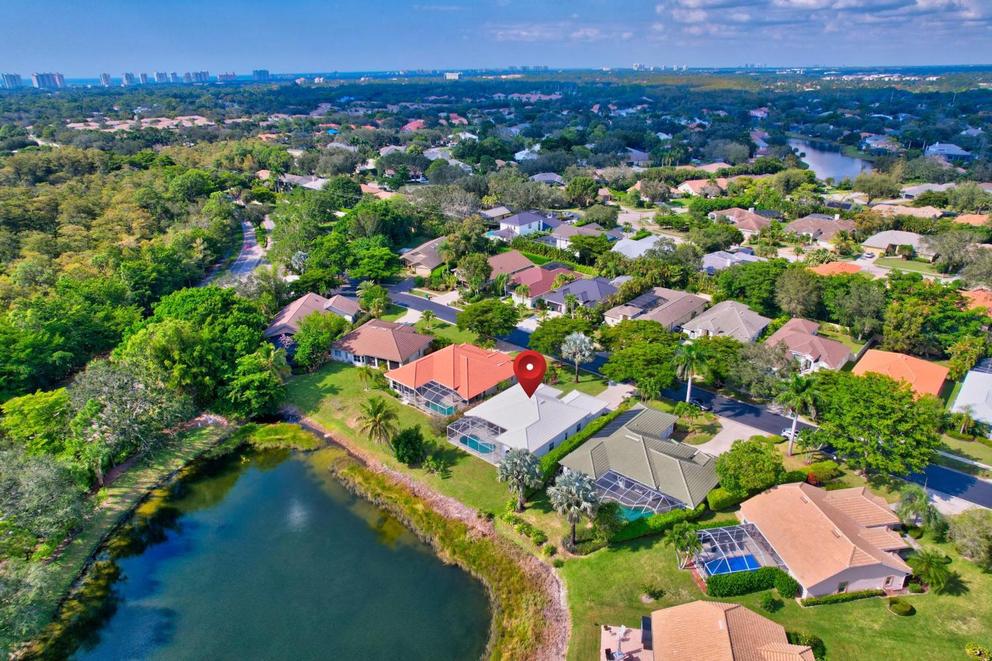 Sunny Retreat With Private Pool In North *