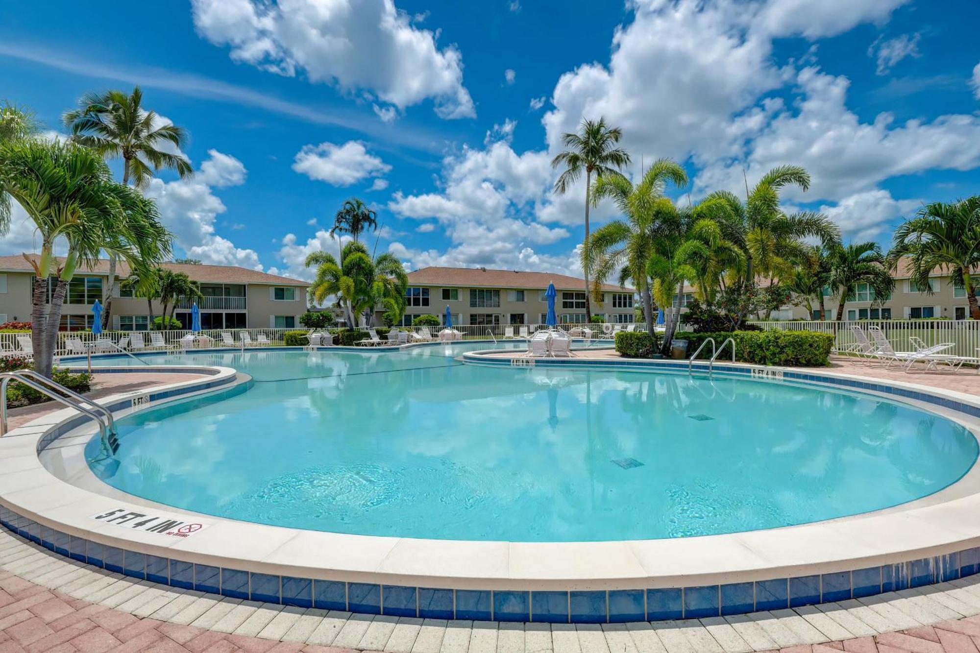 Holiday home Second Floor In Sunrise Of The With Wonderful Community Pool View *