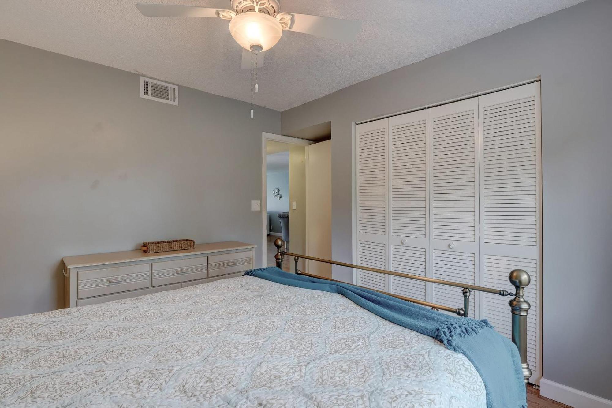 Second Floor In Sunrise Of The With Wonderful Community Pool View Holiday home