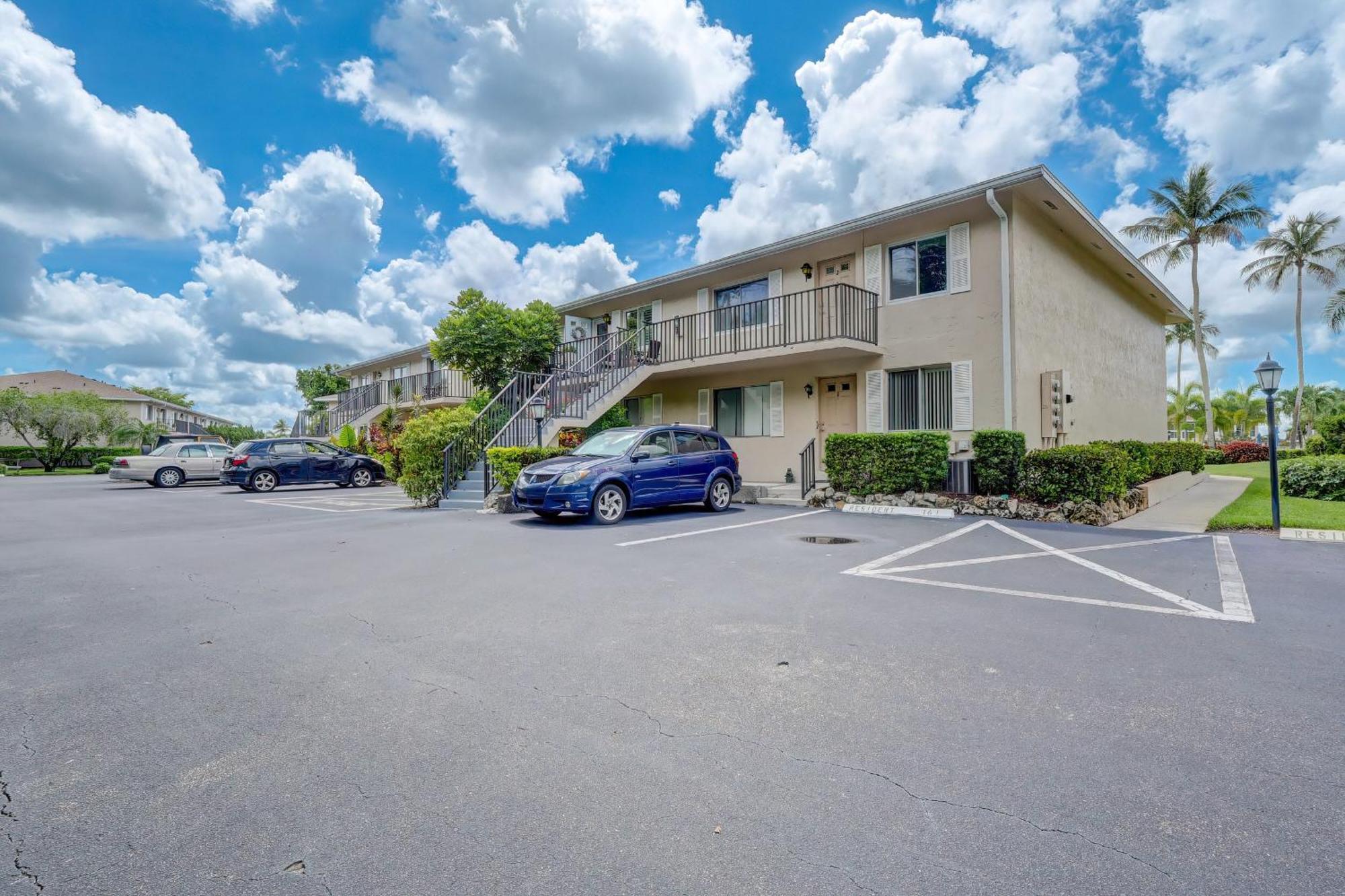 Holiday home Second Floor In Sunrise Of The With Wonderful Community Pool View