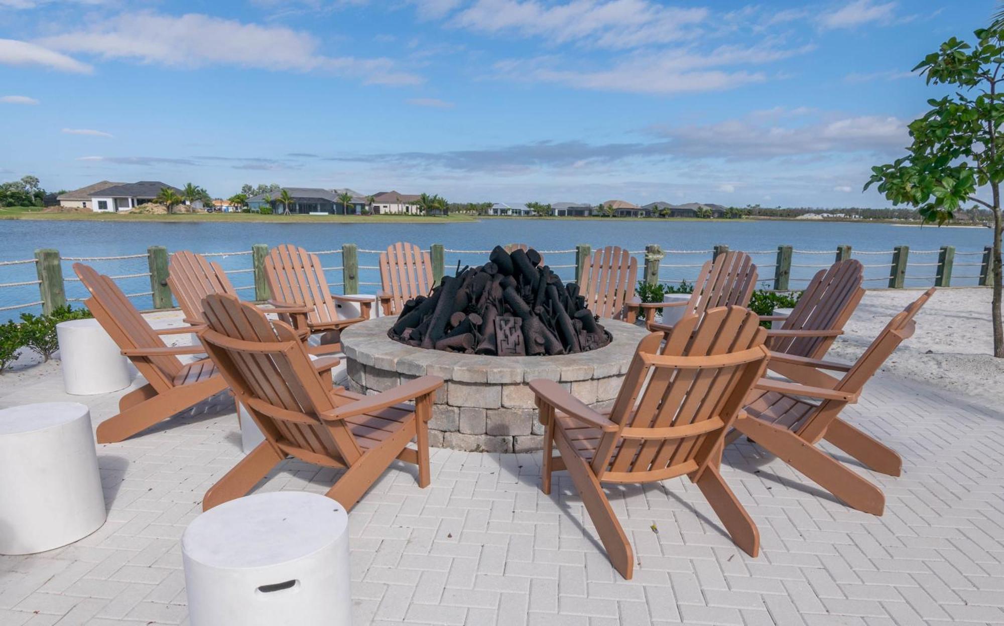 Wonderful Pet Friendly In Amenities Filled Reserve * Naples