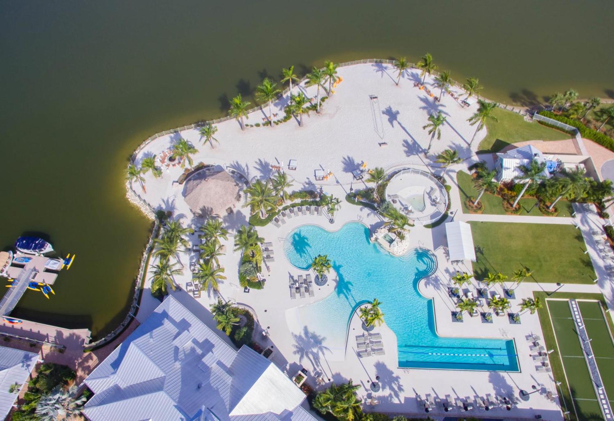 Wonderful Pet Friendly In Amenities Filled Reserve *