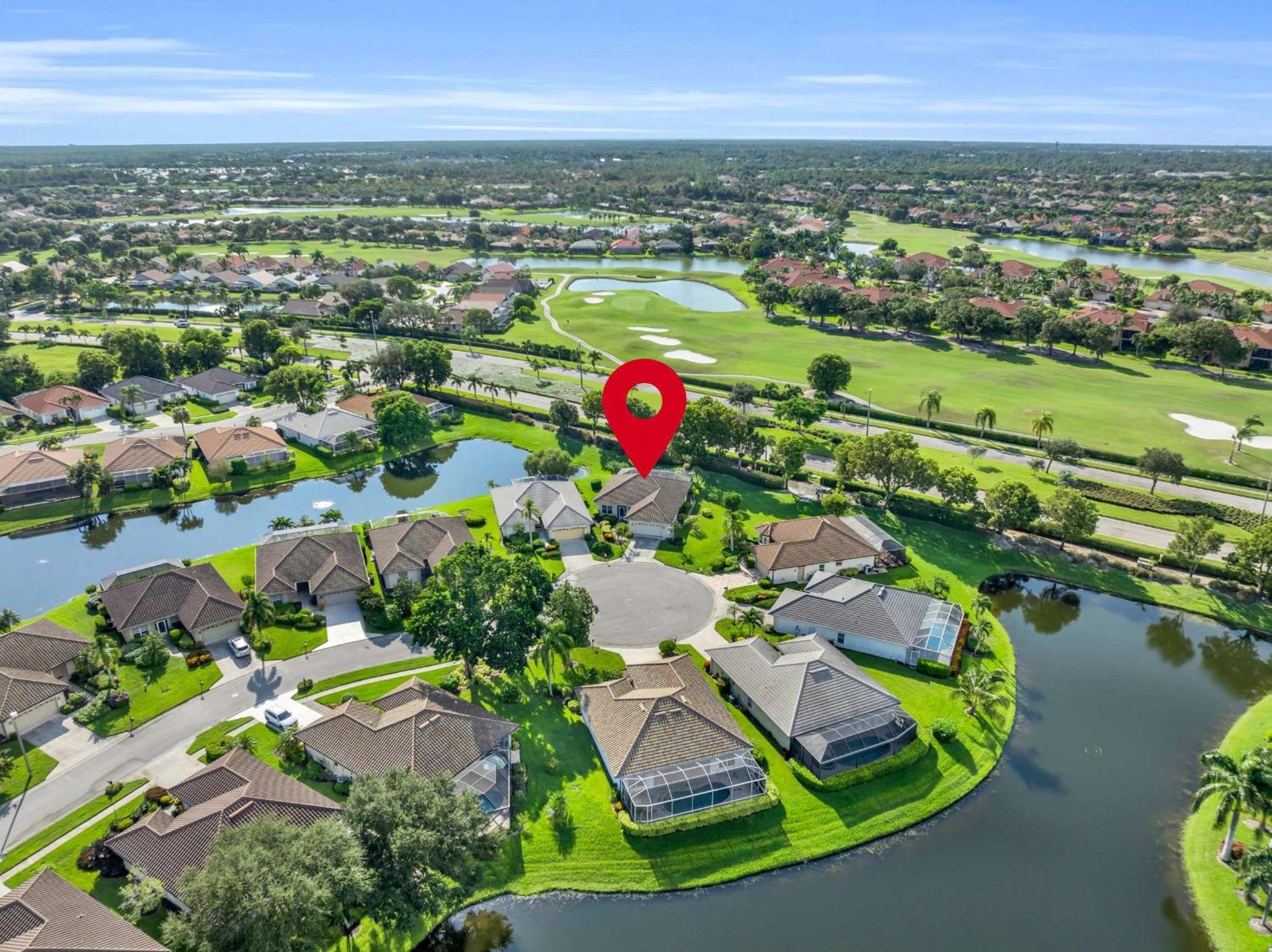 Holiday home Poolside Bliss And A Family-friendly Oasis Naples