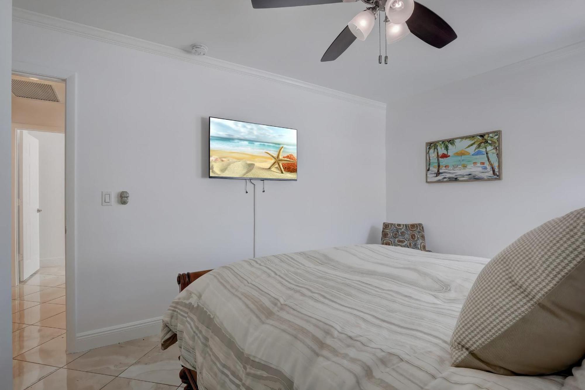 Quaint Florida Getaway Near Vanderbilt * Naples