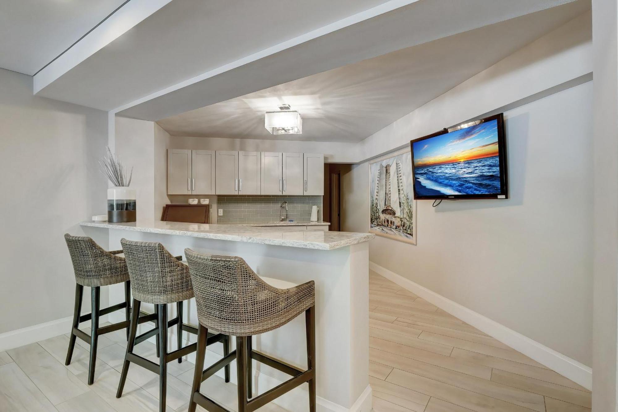 8th Floor Horizon House With Direct Access And Gulf Views Holiday home