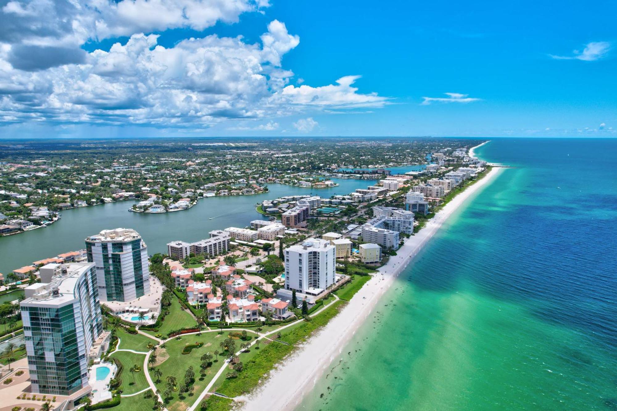 8th Floor Horizon House With Direct Access And Gulf Views