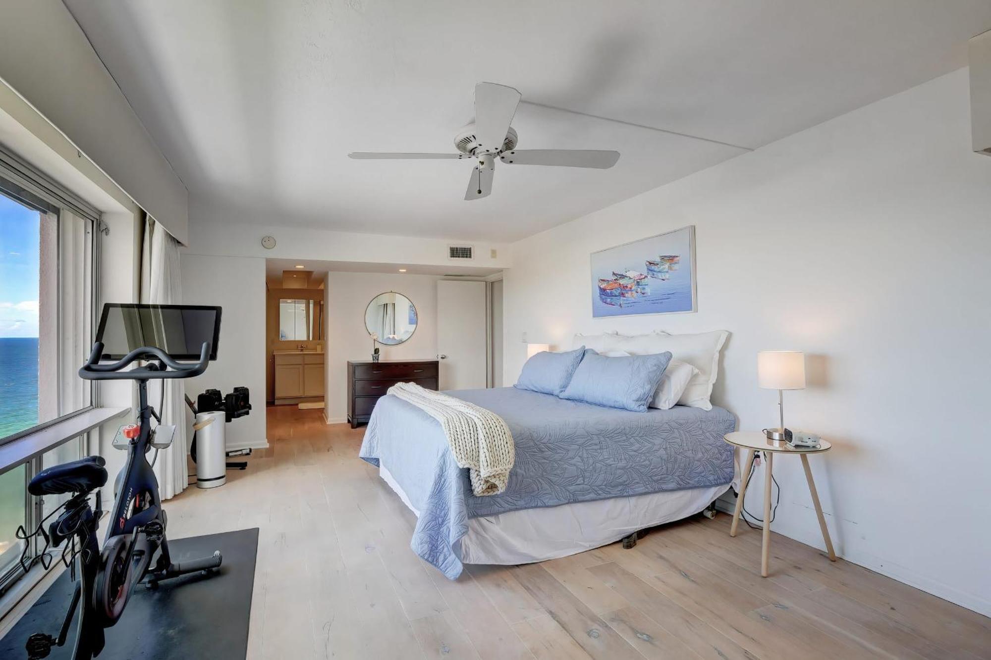 Holiday home 8th Floor Horizon House With Direct Access And Gulf Views